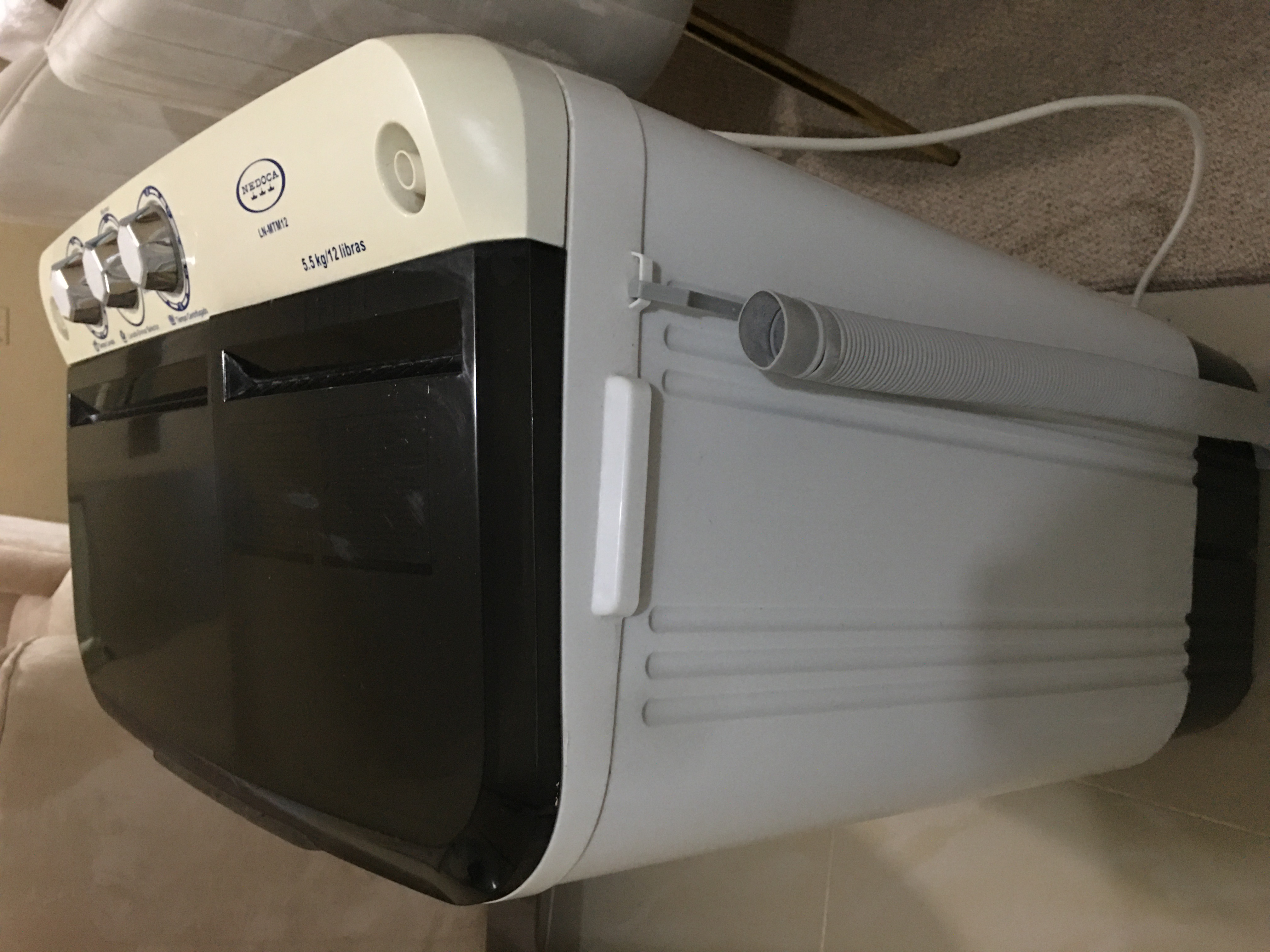 electrodomesticos - Lavadora semi automática 12 libras 1