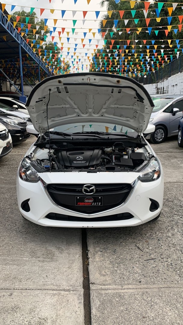 carros - MAZDA DEMIO 2019 6