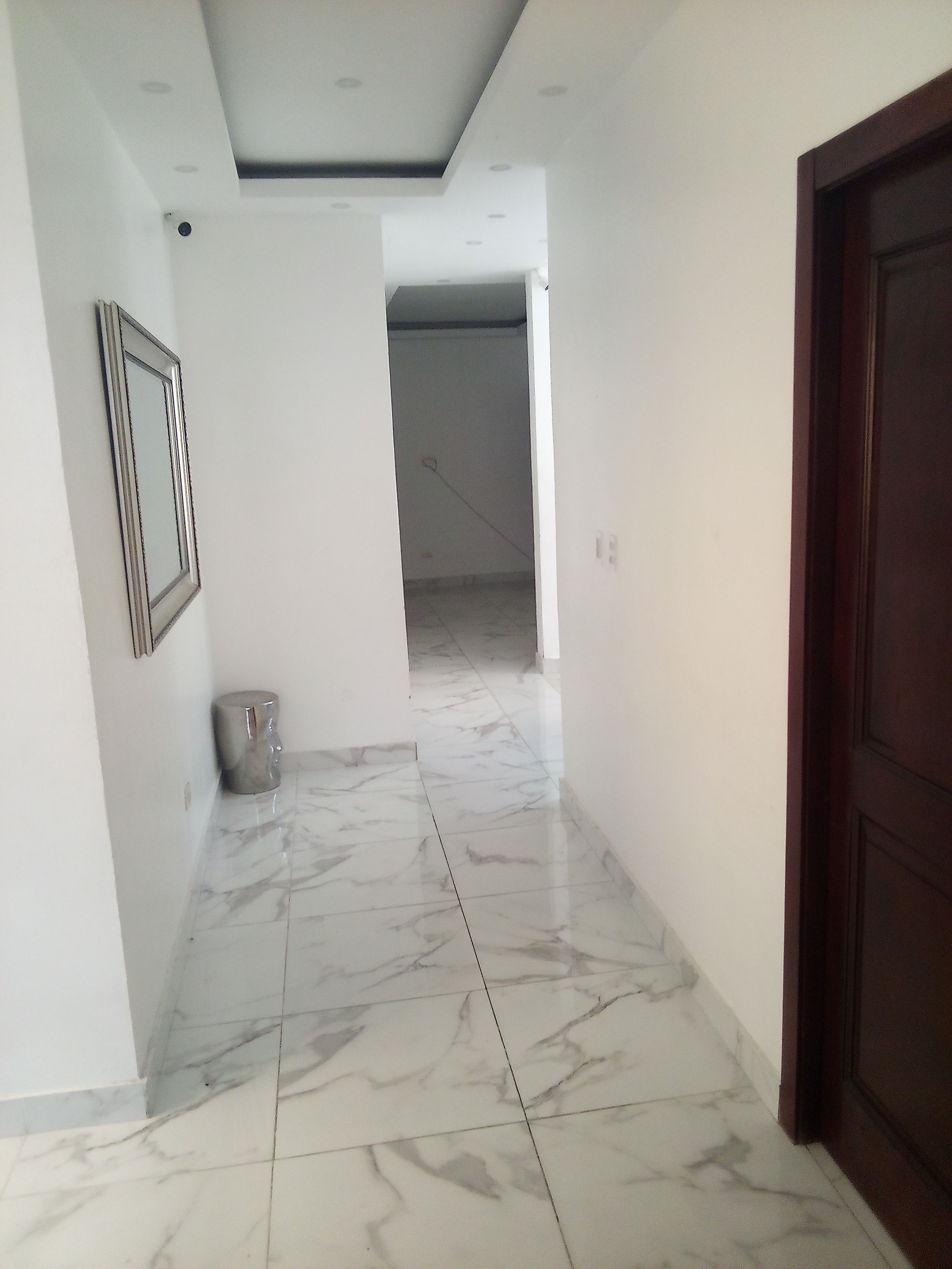casas - Se vende  casa con 4 habitaciones 6 baño márquecina por motivos de viajes 0