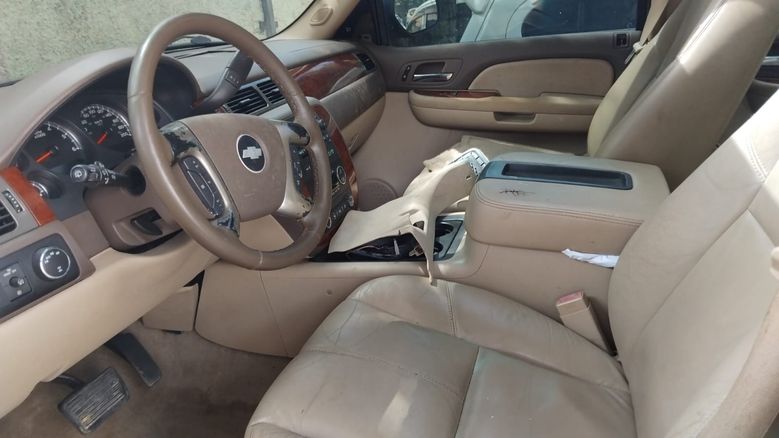 jeepetas y camionetas - CHEVROLET SUBURBAN 2009 3