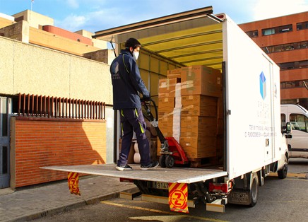 empleos disponibles - Se solicita ayudante de chofer 
