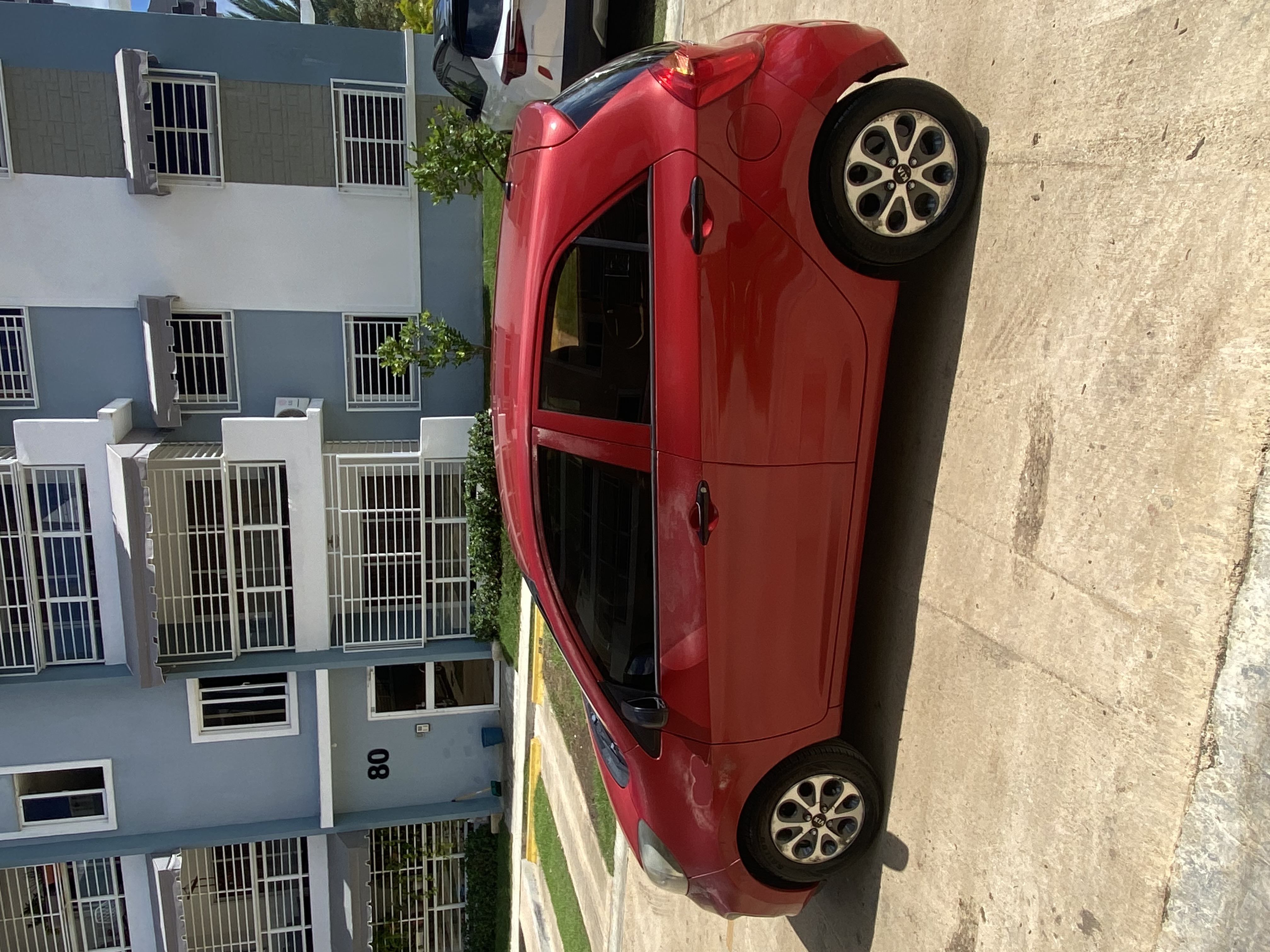 carros - Vendo Kia Morning en buenas condiciones  4