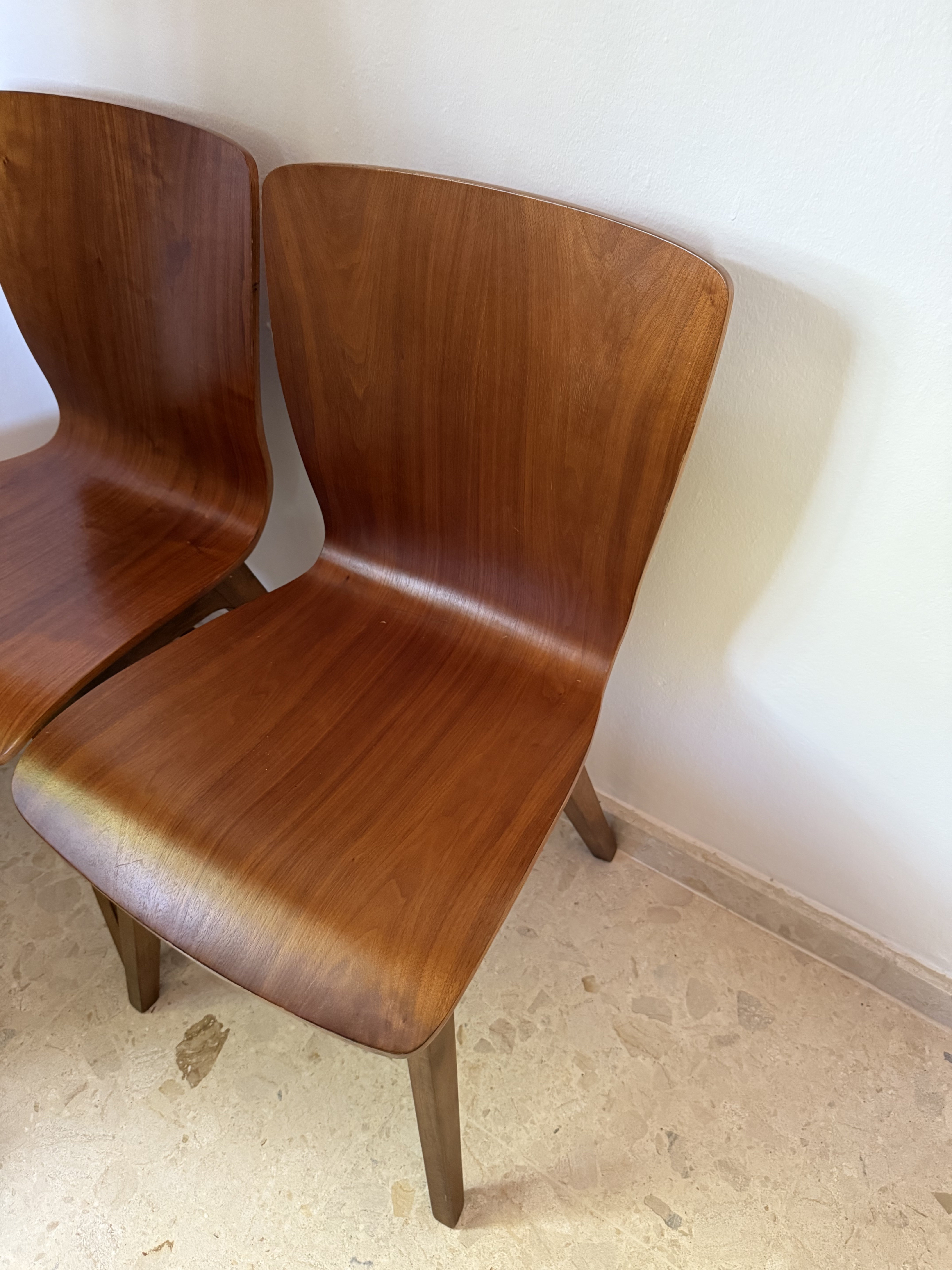 muebles y colchones - Juego de 4 sillas West Elm de madera — Como nuevas 2