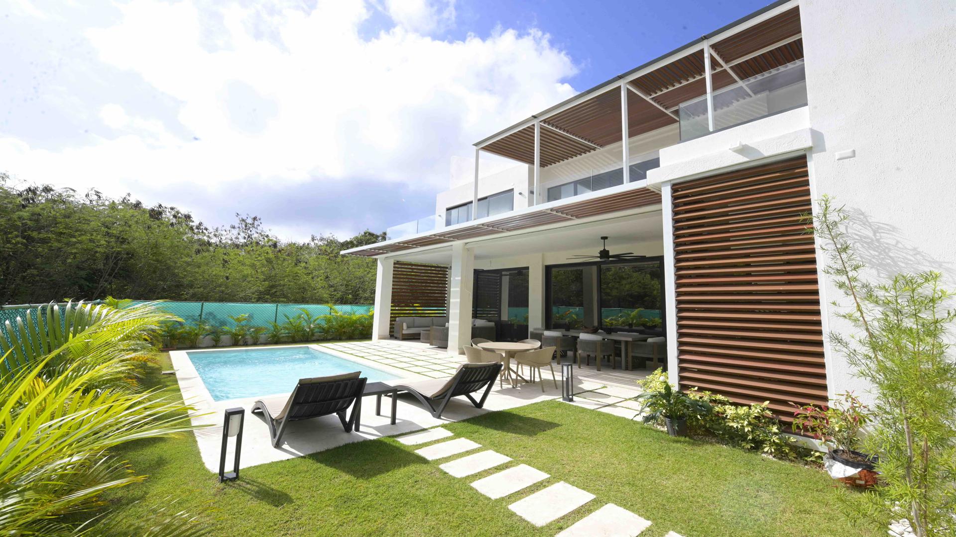 casas vacacionales y villas - Villa de lujo amueblada en Punta Cana Villaje 3