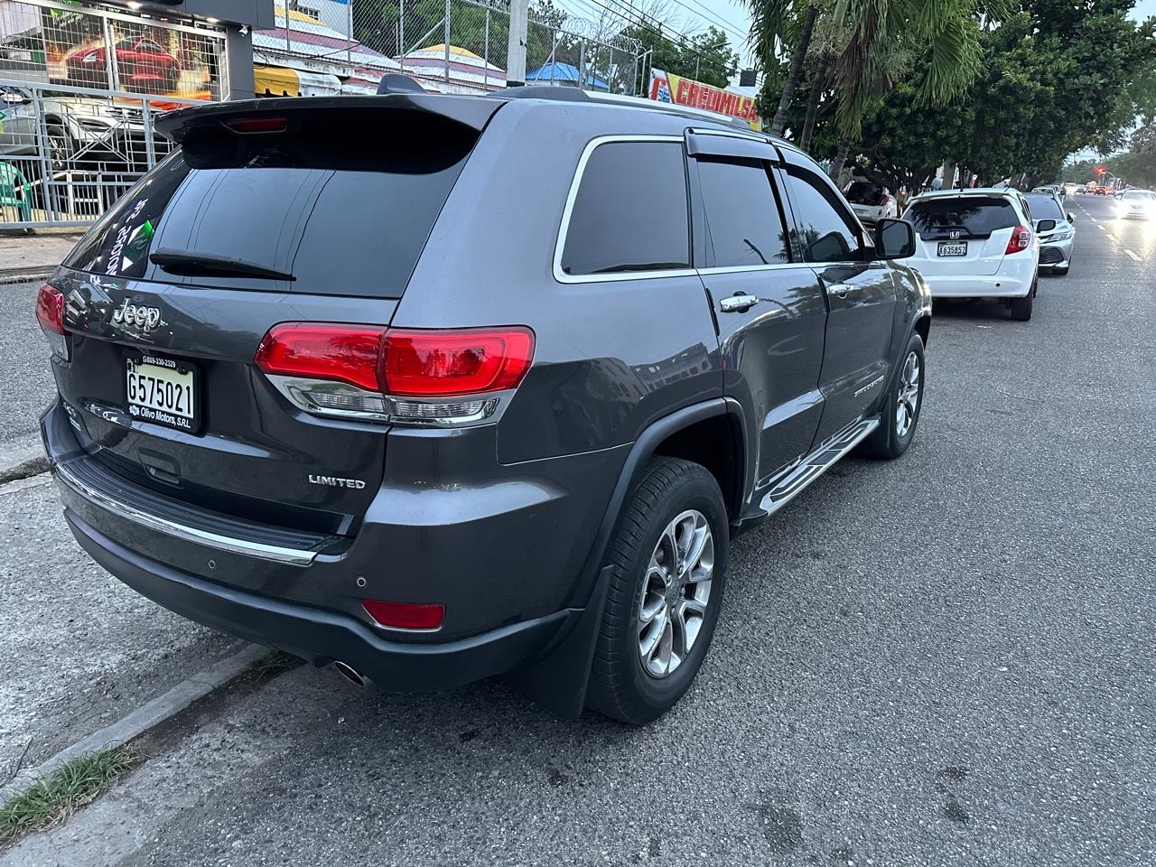jeepetas y camionetas - JEPP GRAND CHEROKEE 2016 3