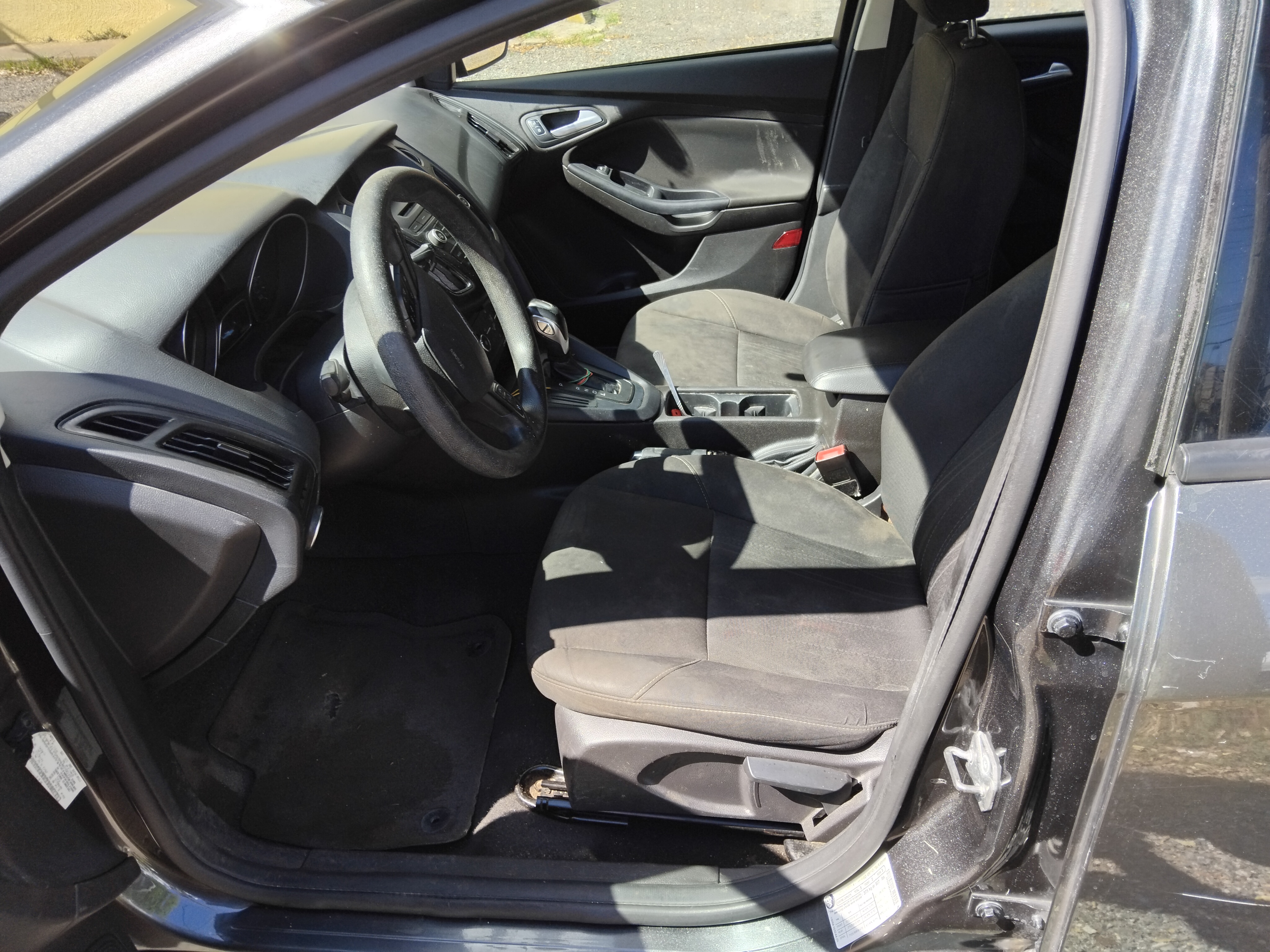 carros - NISSAN VERSA 2015 1