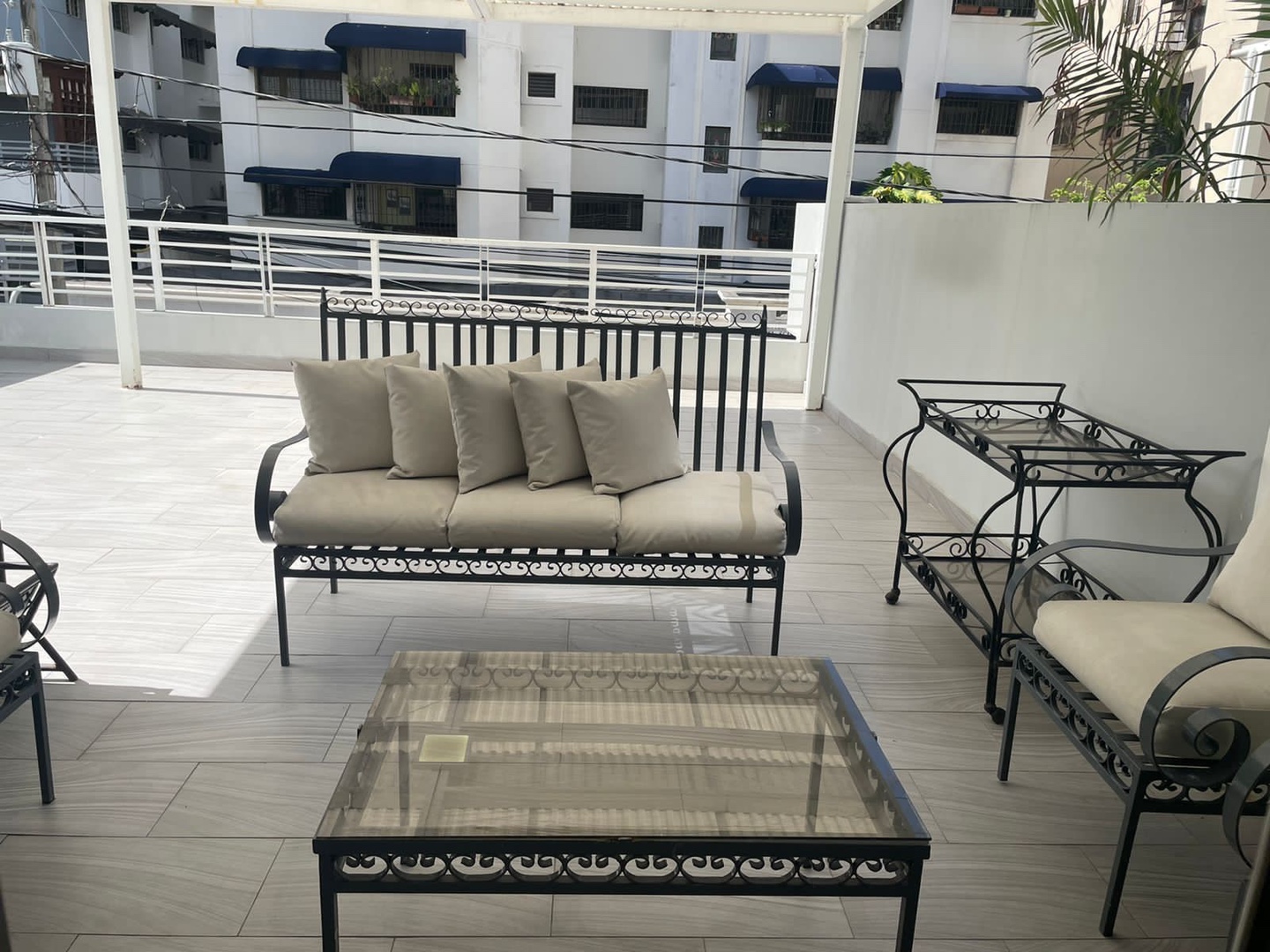 apartamentos - Apartamento en Bella vista vacío  3