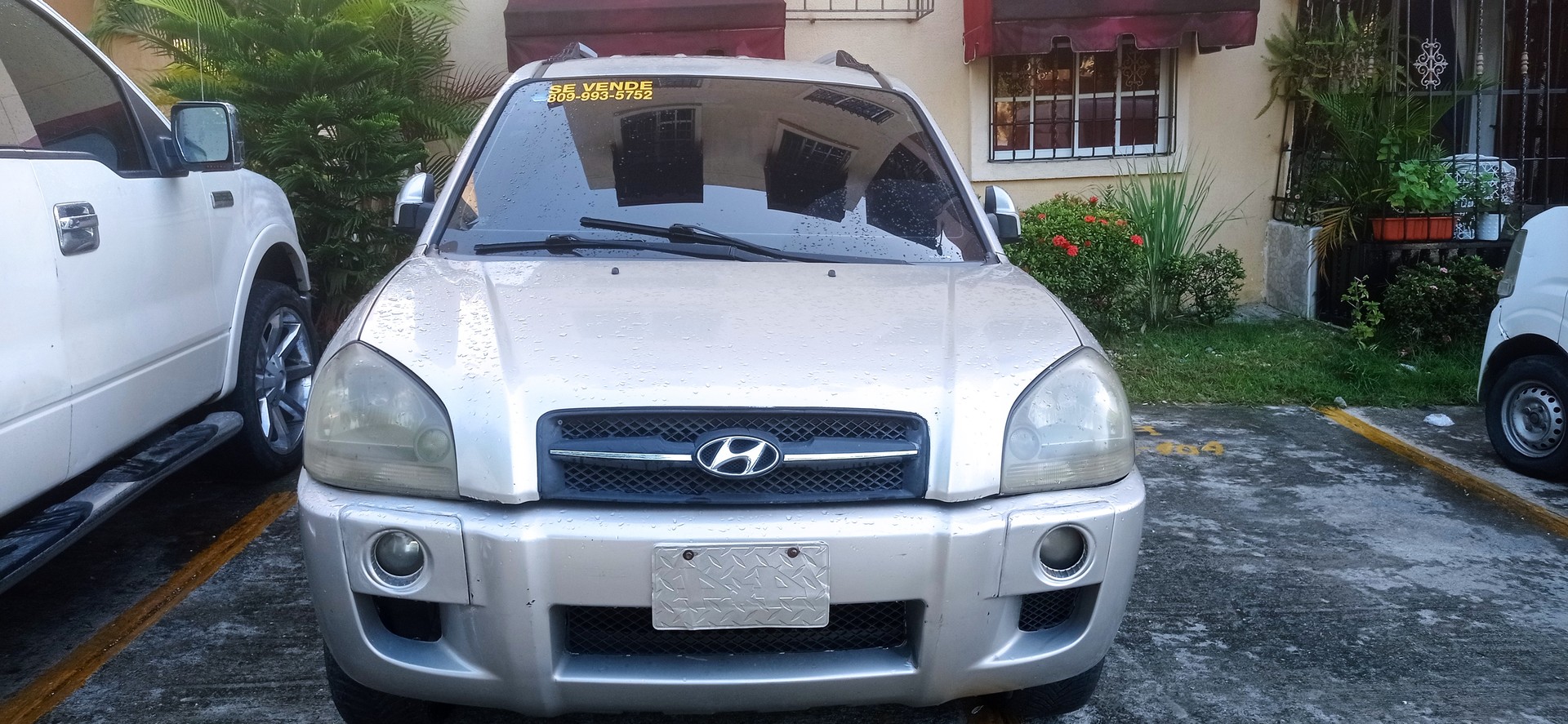 jeepetas y camionetas - De oportunidad Hyundai Tucson 2006 en excelente condiciones  0