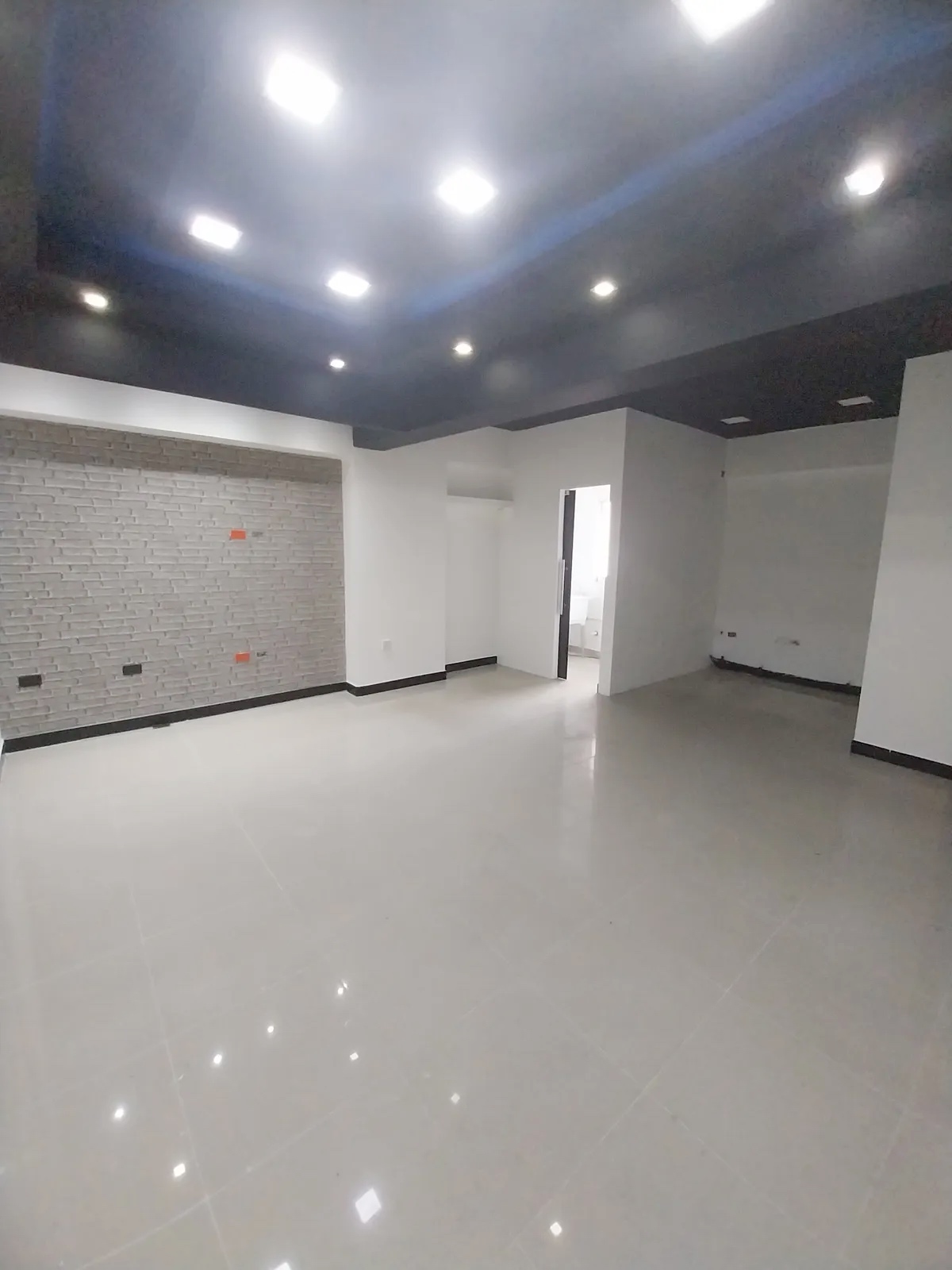 oficinas y locales comerciales - Local comercial Evaristo  1