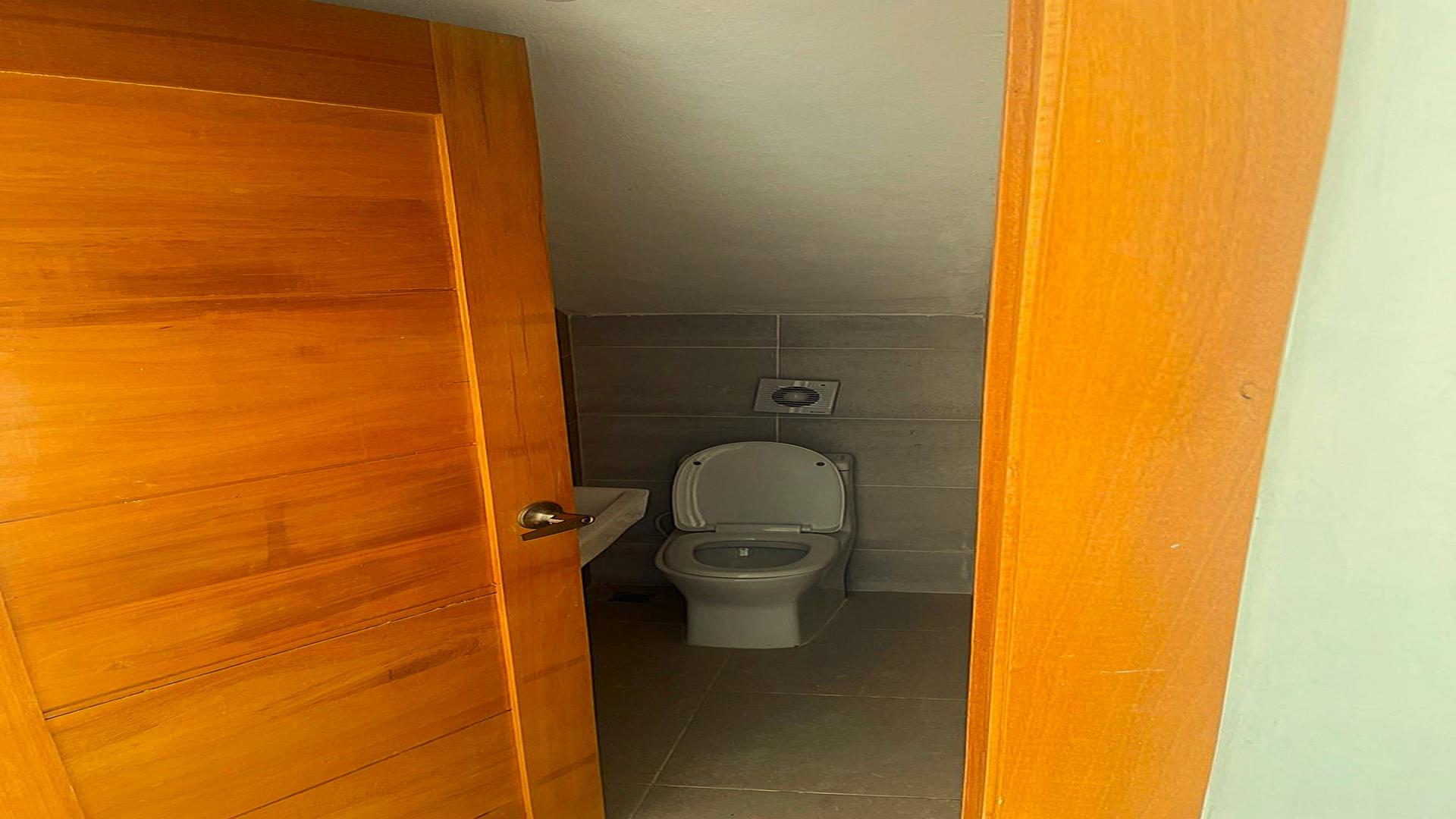 casas - HERMOSA Y MODERNA CASA DE 2 NIVELES DISPONIBLE LISTA 7