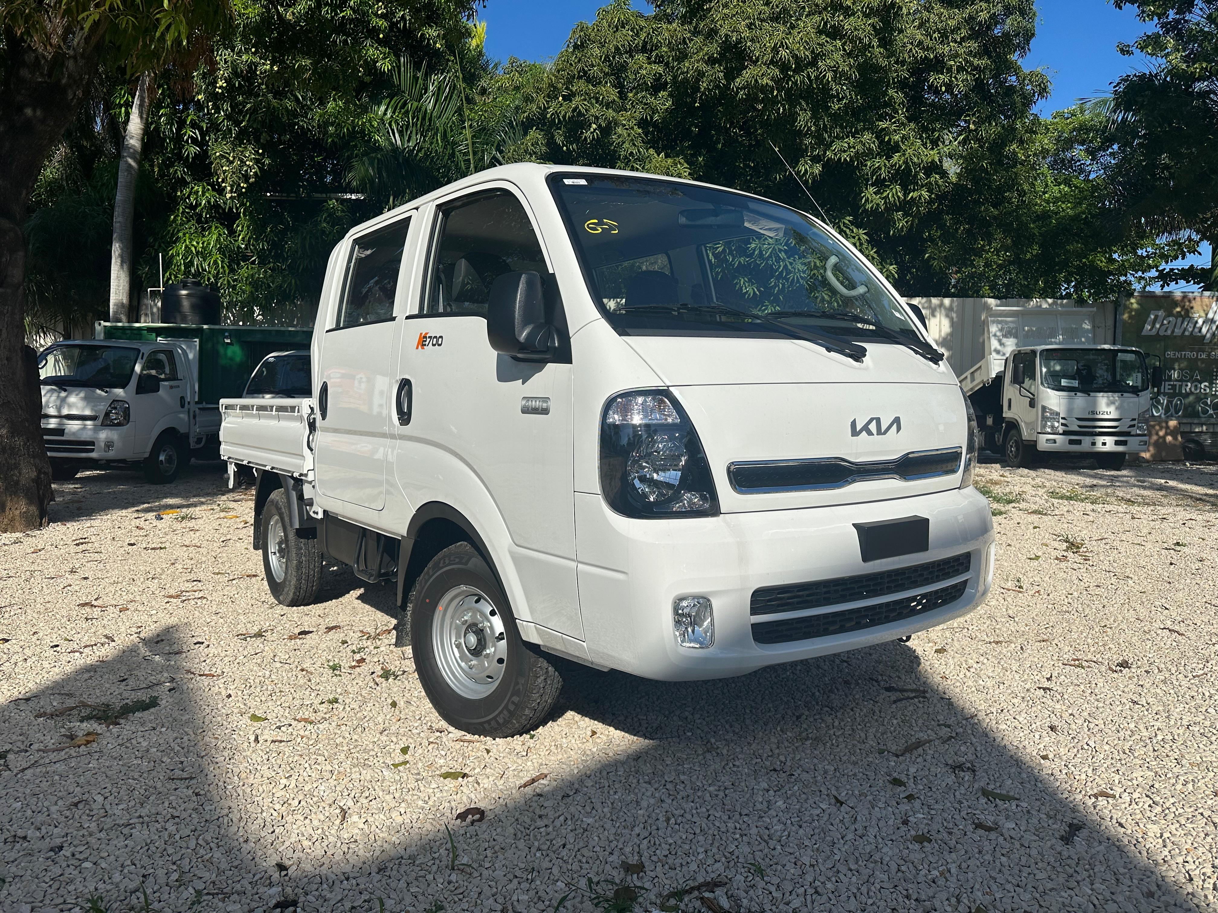 camiones y vehiculos pesados - KIA K2700 2 CABINA 4WD 2026