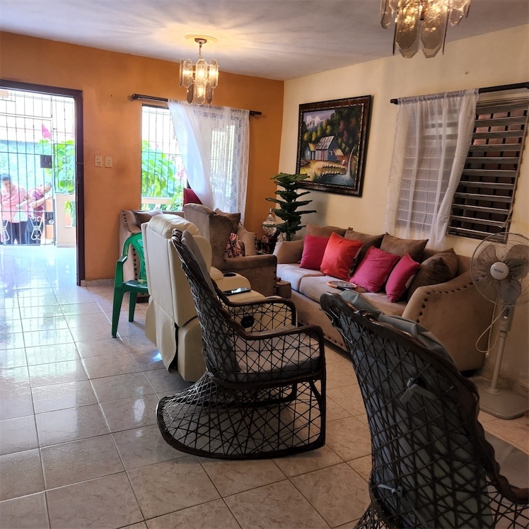 casas - Vendo Casa en Santo Domingo Este, Villa Faro  4