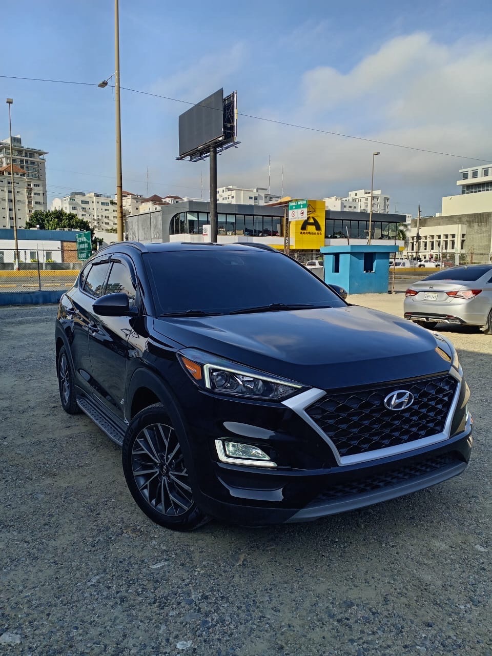 jeepetas y camionetas - Hyundai Tucson 
Año 2021 1