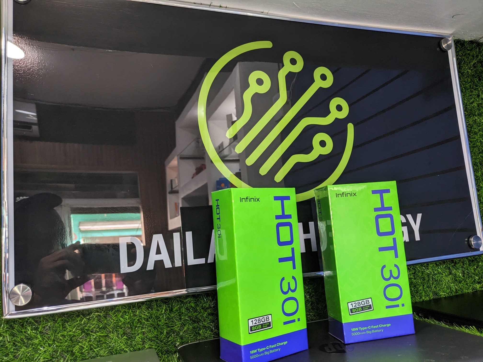 celulares y tabletas - Infinix HOT 30i 1