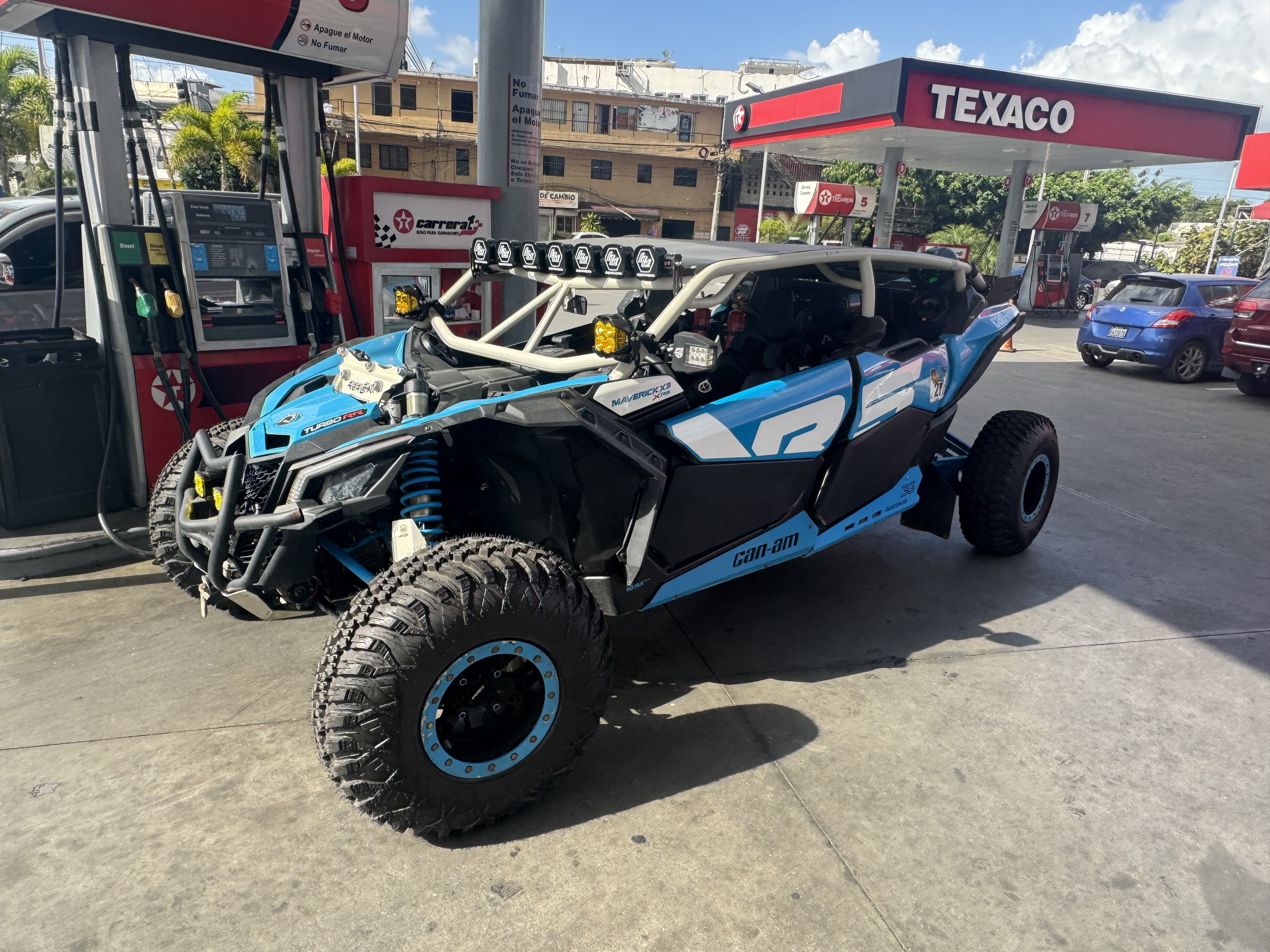 vehiculos recreativos - Can Am 2021 4 puertas con placa  1