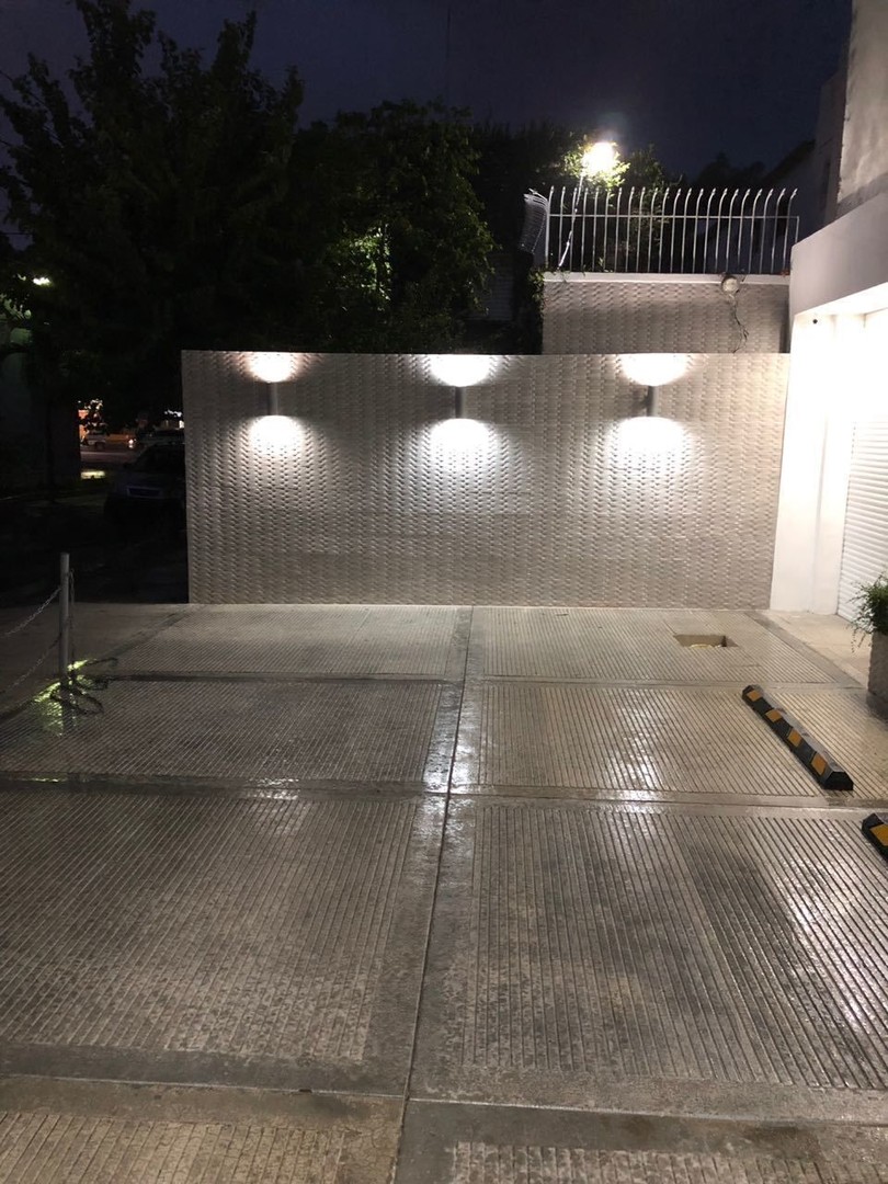 oficinas y locales comerciales - Gazcue edificio comercial 15 parqueos  4