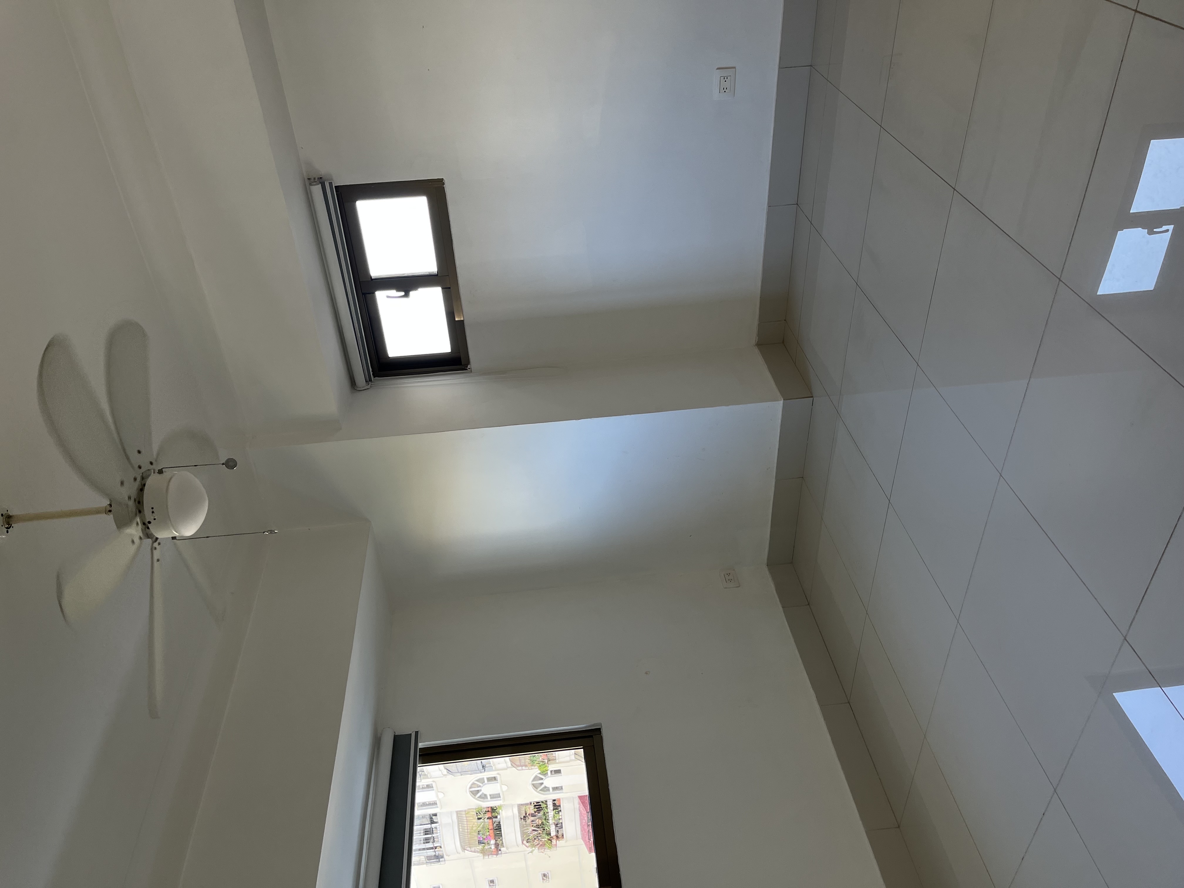 apartamentos - Alquilo moderno apartamento en el Evaristo Morales con línea blanca 6