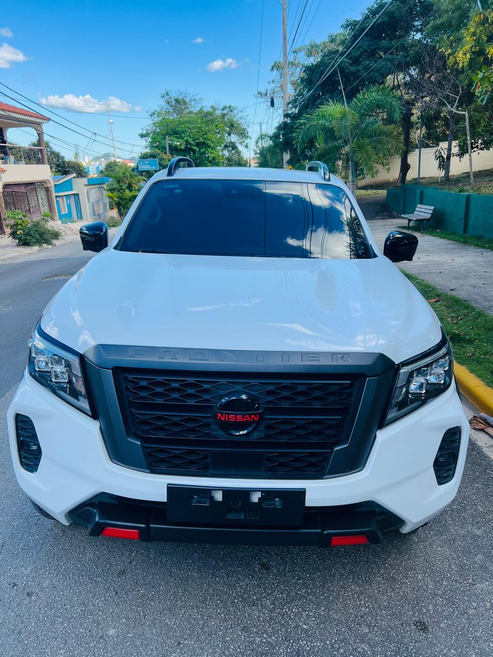 jeepetas y camionetas - Nissan frontier pro x 2022 2