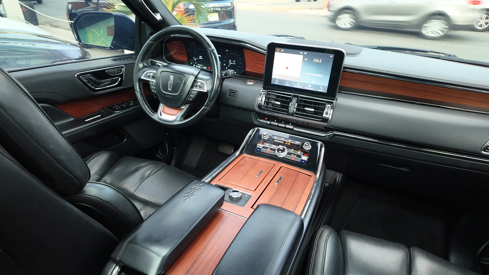 jeepetas y camionetas - LINCOLN NAVIGATOR 2018 3