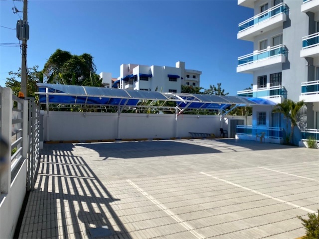 apartamentos - Se vende apartamento en Juan Dolio amuéblado a pocos metros de la playa 2