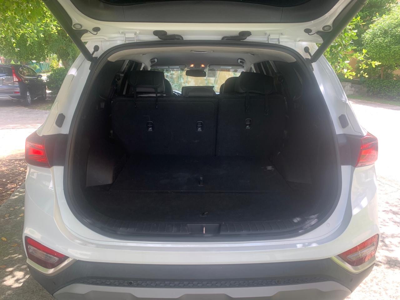 jeepetas y camionetas - 2019 Hyundai Santa Fe SEL Plus, clean carfax 7