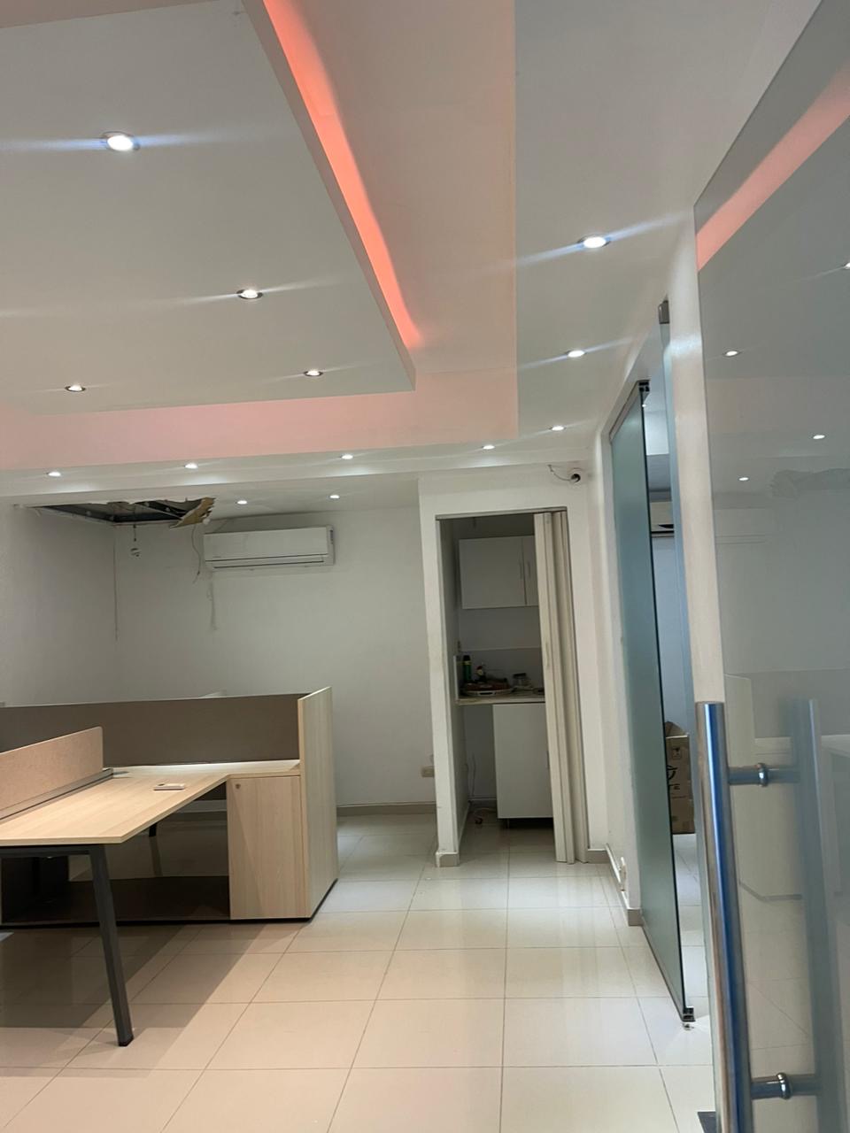 oficinas y locales comerciales - Local en venta en el millon 4