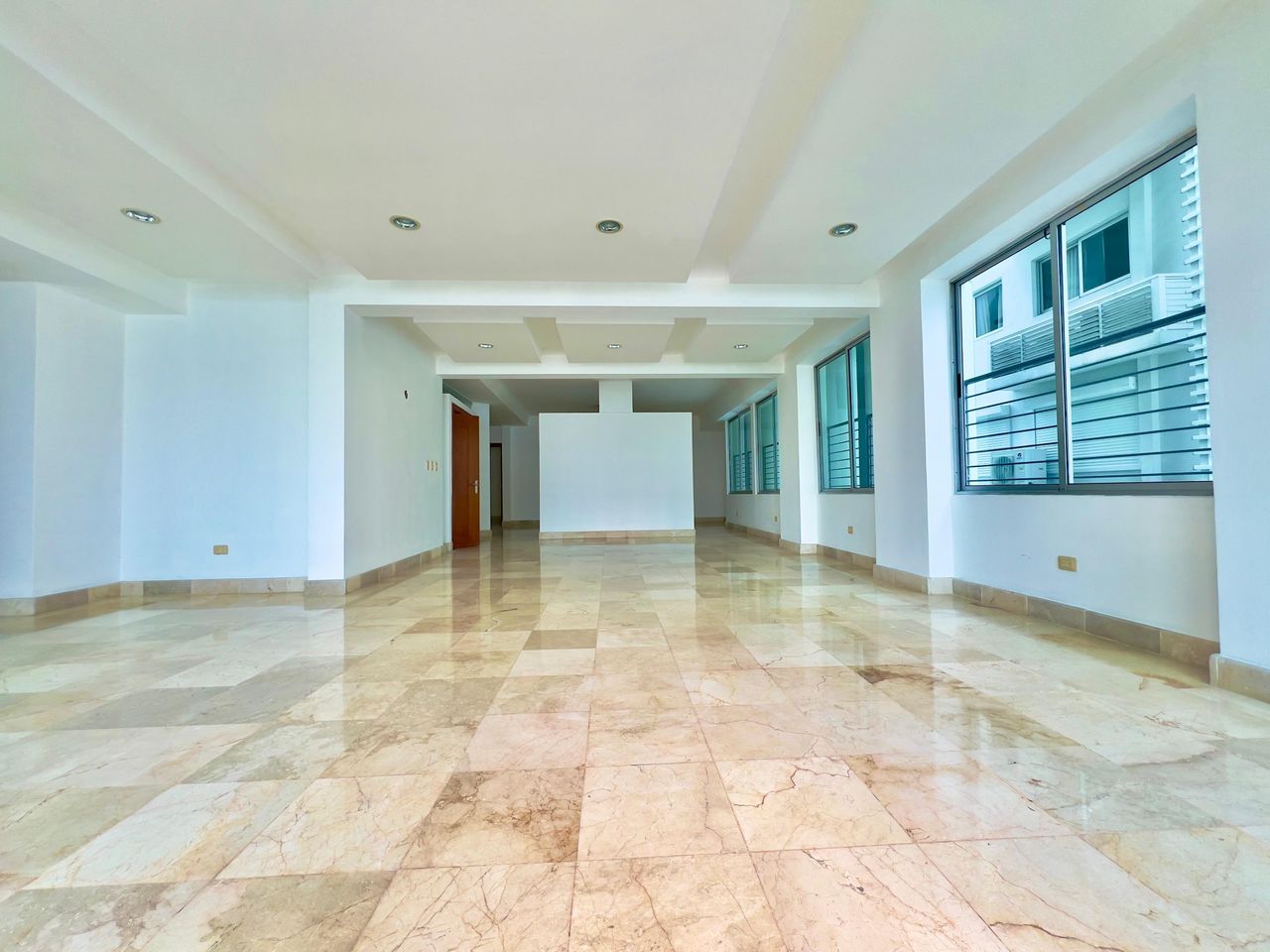 apartamentos - Apartamento en Alquiler en Piantini 6