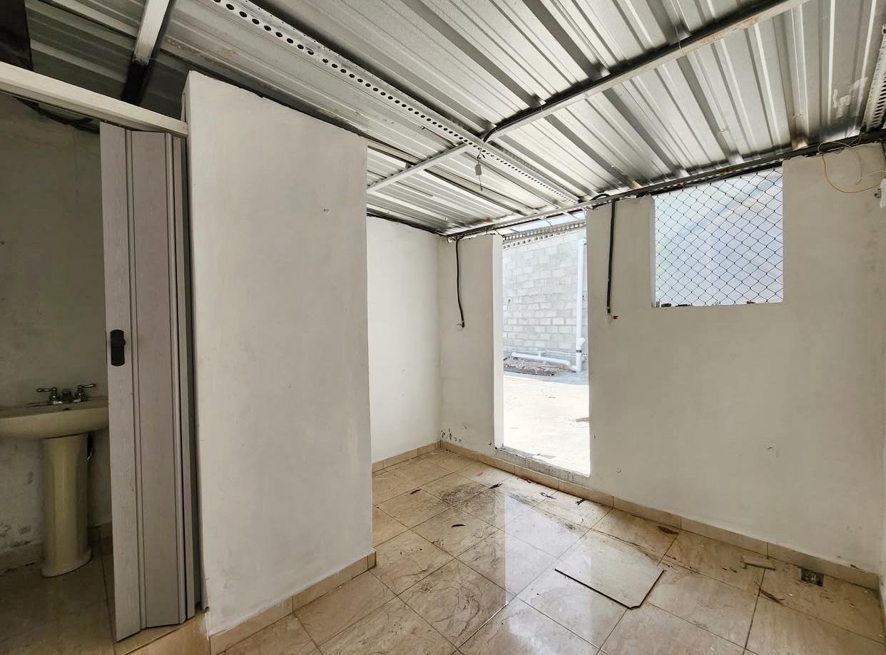 oficinas y locales comerciales - nave céntrica comercial en alquiler 1