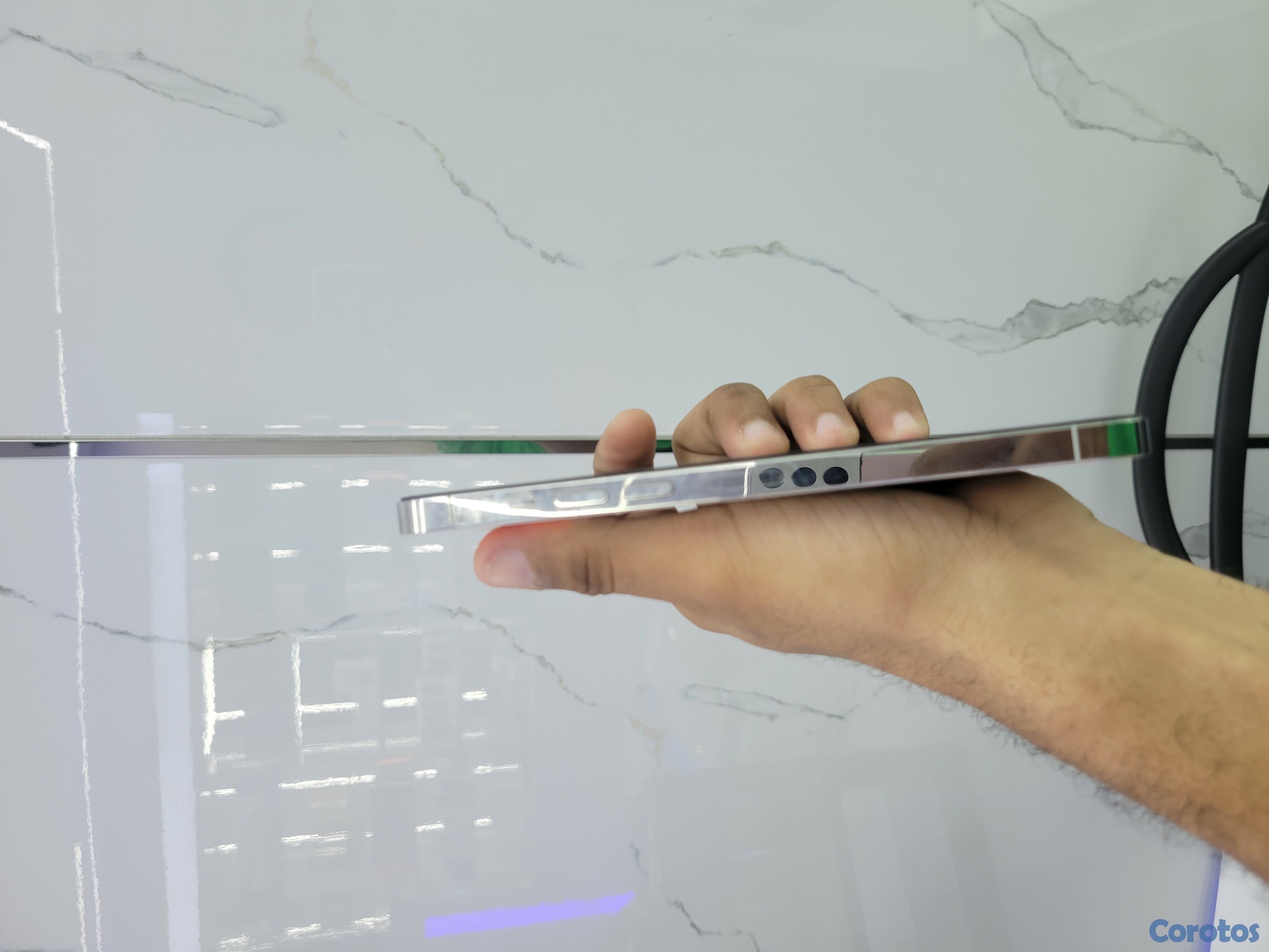 celulares y tabletas - iPhone 13 pro max de 256gb  4