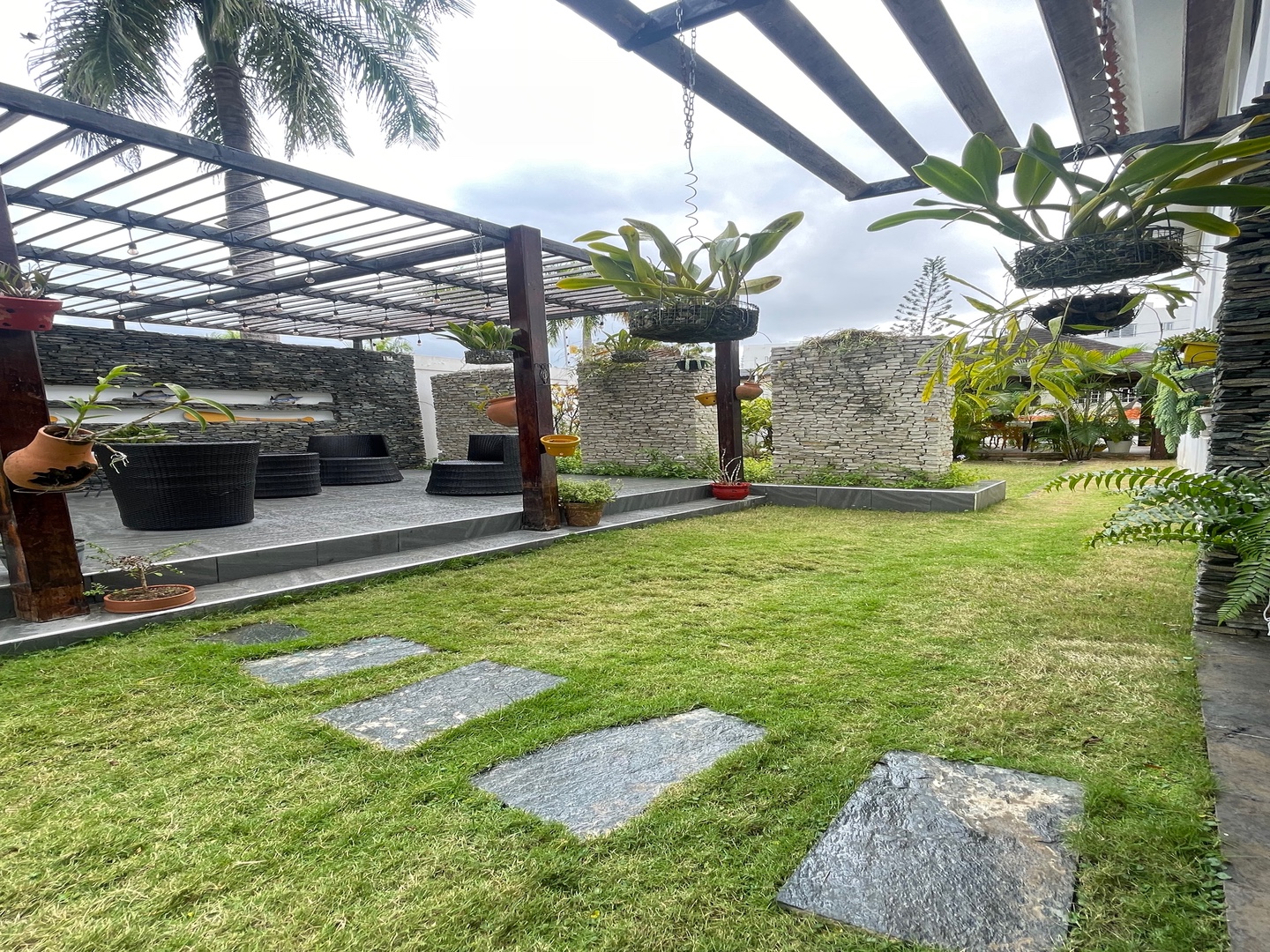 casas - SE VENDE CASA CERCA A LA EMBAJADA AMERICANA 4