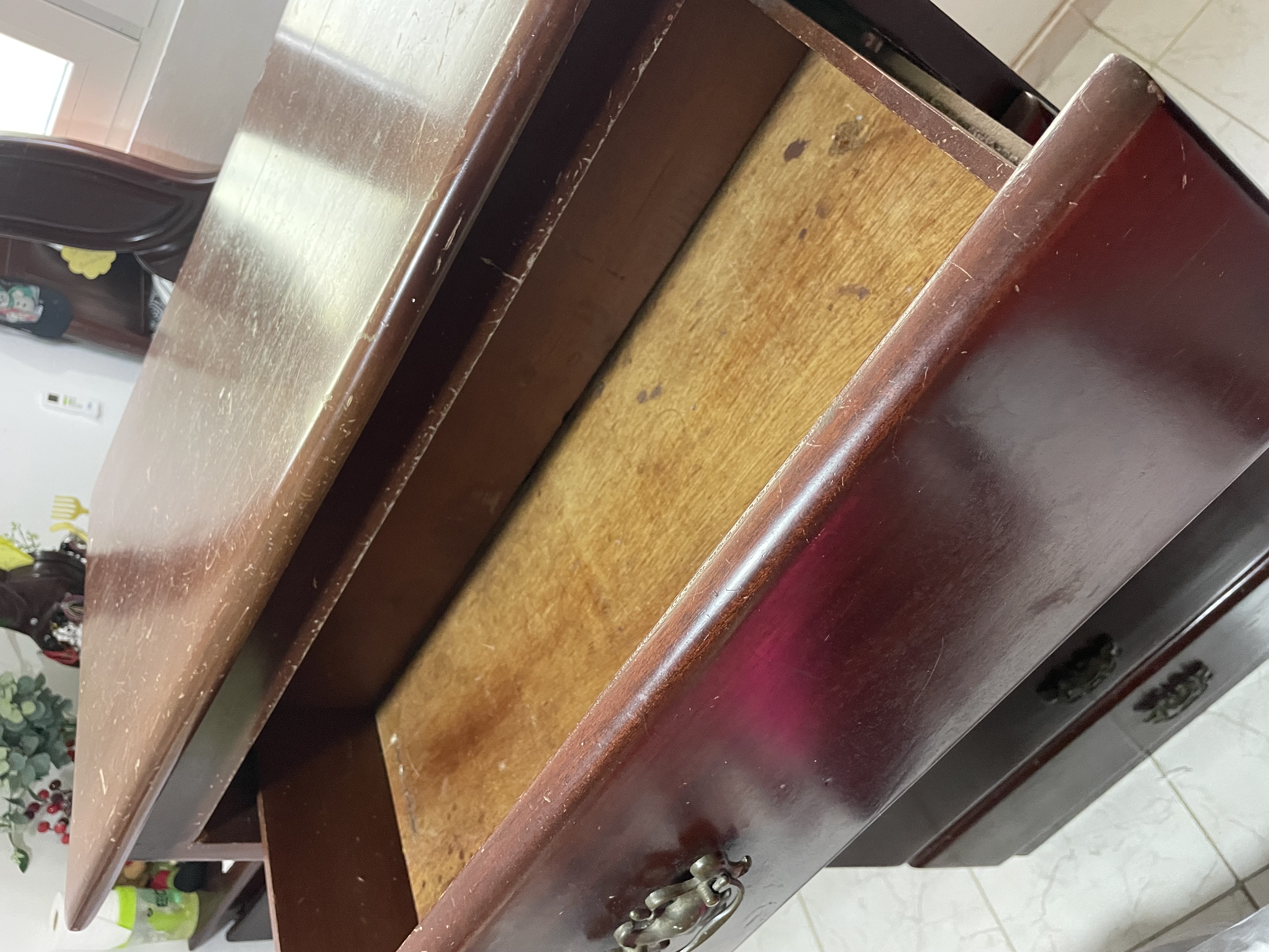 muebles y colchones - Gavetero 100% Caoba 3