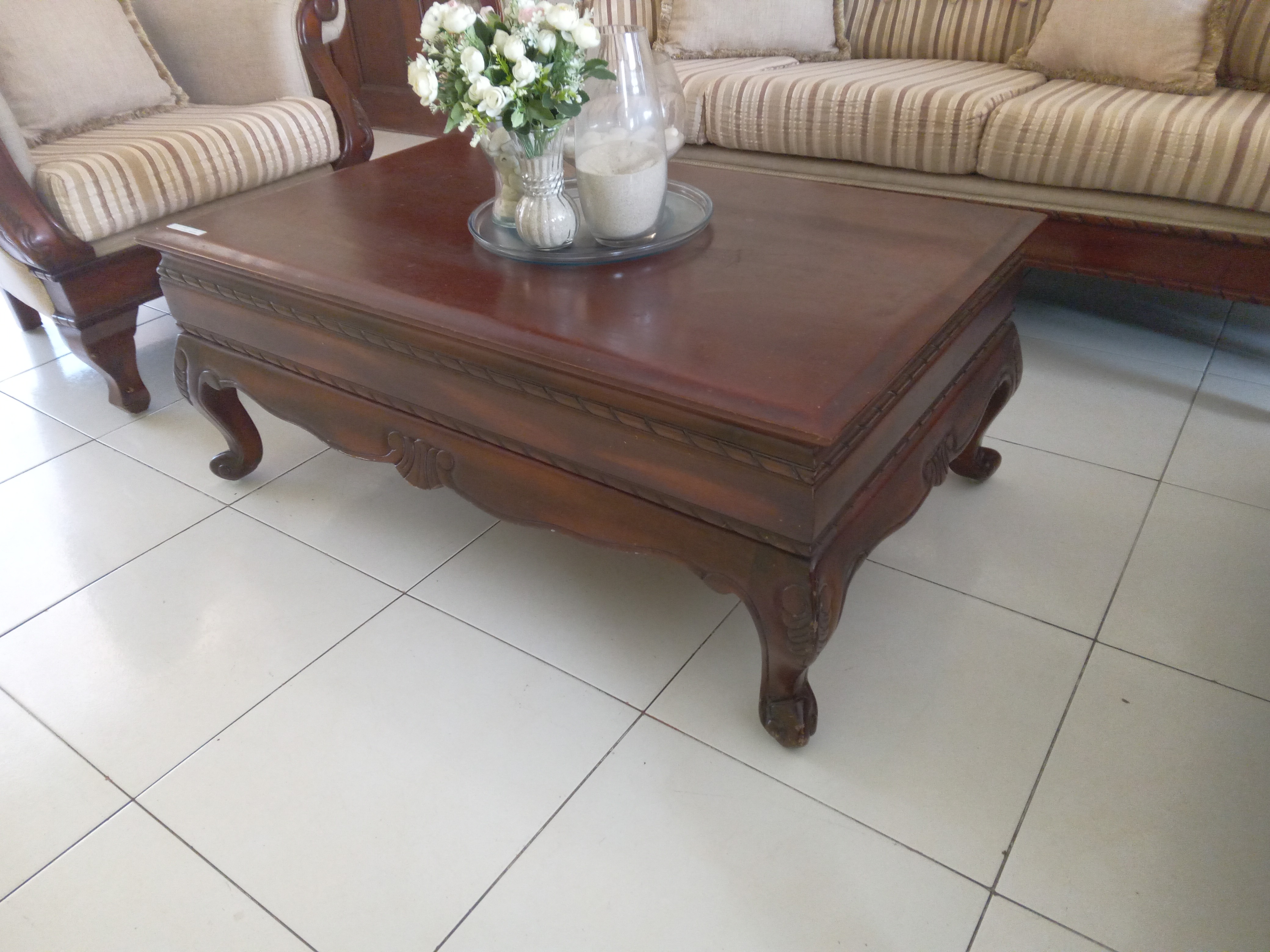 muebles y colchones - De Oportunidad!! Juego de Mueble Clasico Hermoso en caoba 1