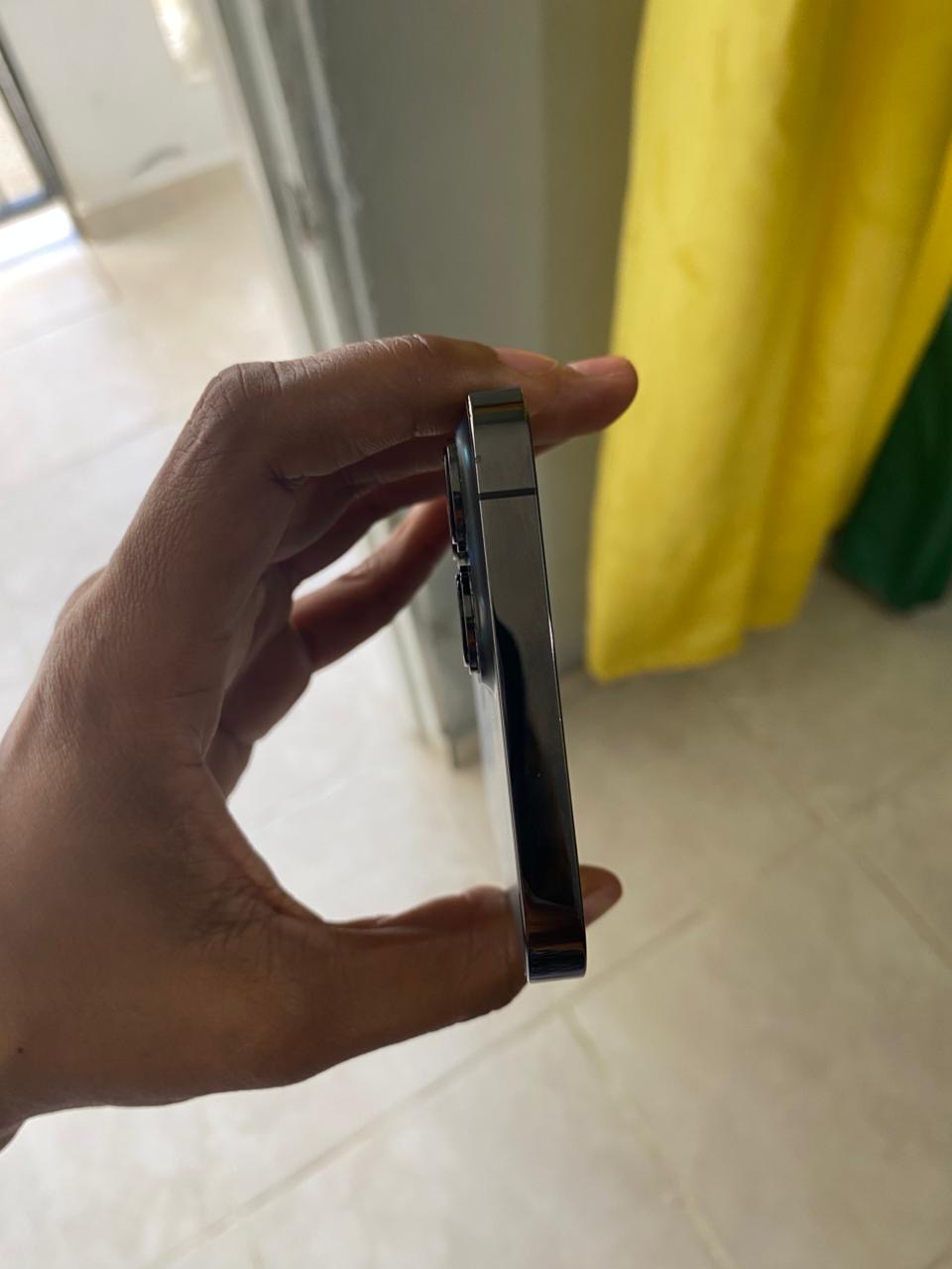 celulares y tabletas - Vendo IPhone  2