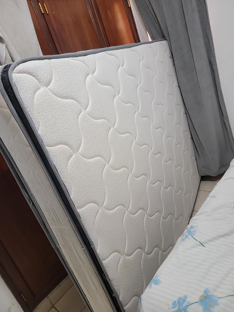 muebles y colchones - Colchón Queen size pillow top, como nuevo! 1