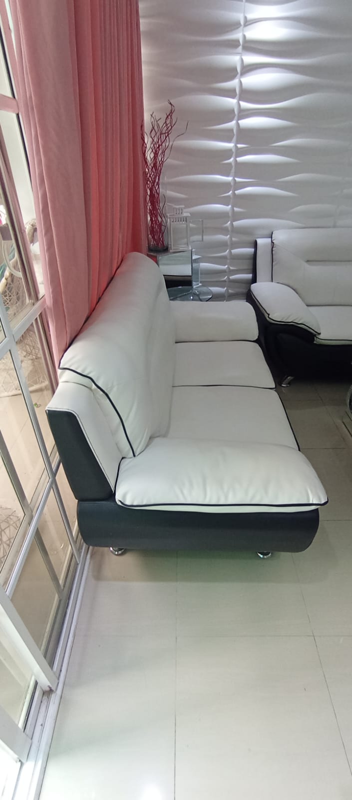 muebles y colchones - JUEGO DE MUEBLES BLANCO CON NEGRO 3
