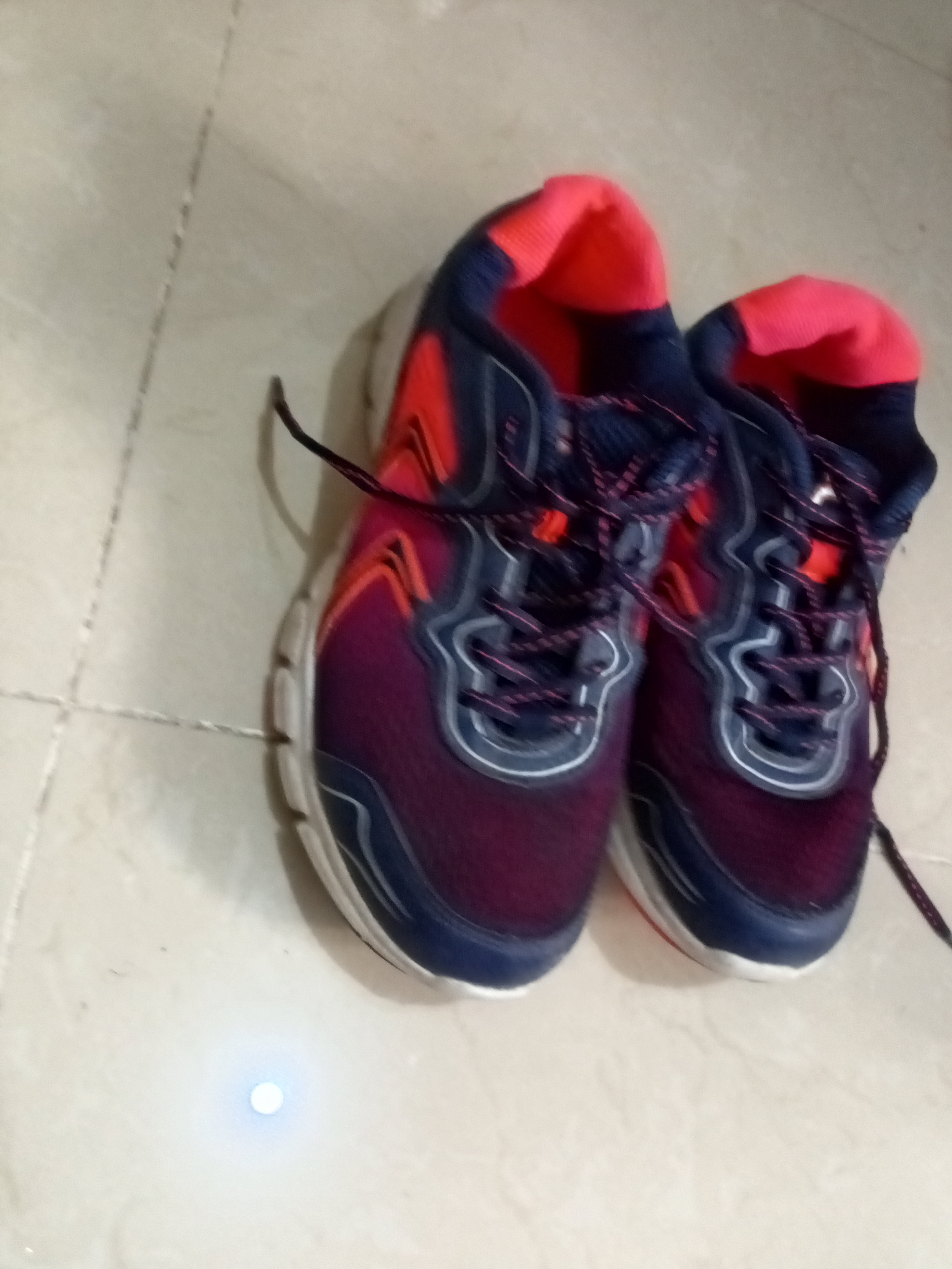 zapatos para mujer - Confortables tenis deportivos de mujer Fila, talla 9, color azul y rosa. 1