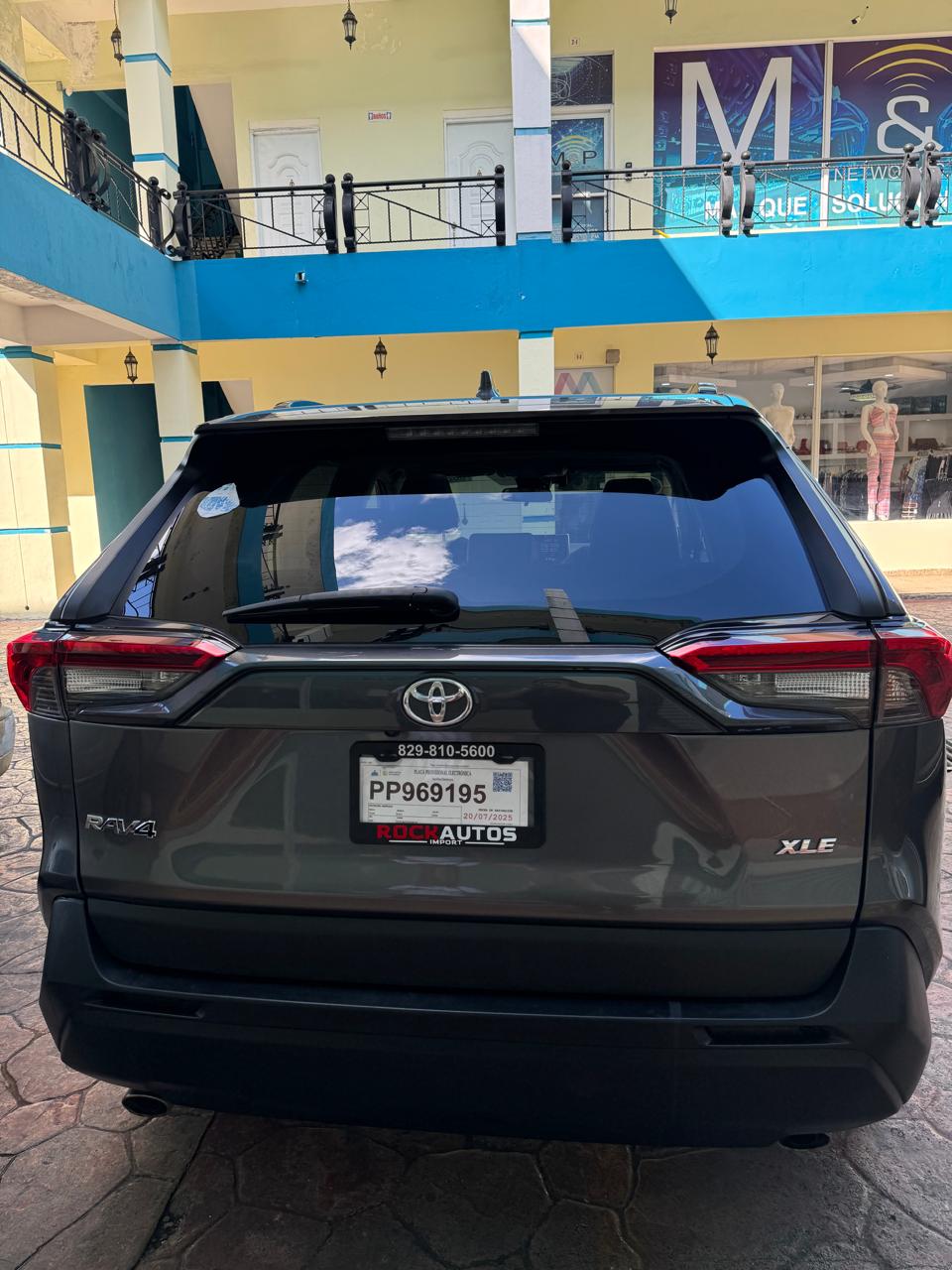 jeepetas y camionetas - Toyota rav4 2022 xle premium  6