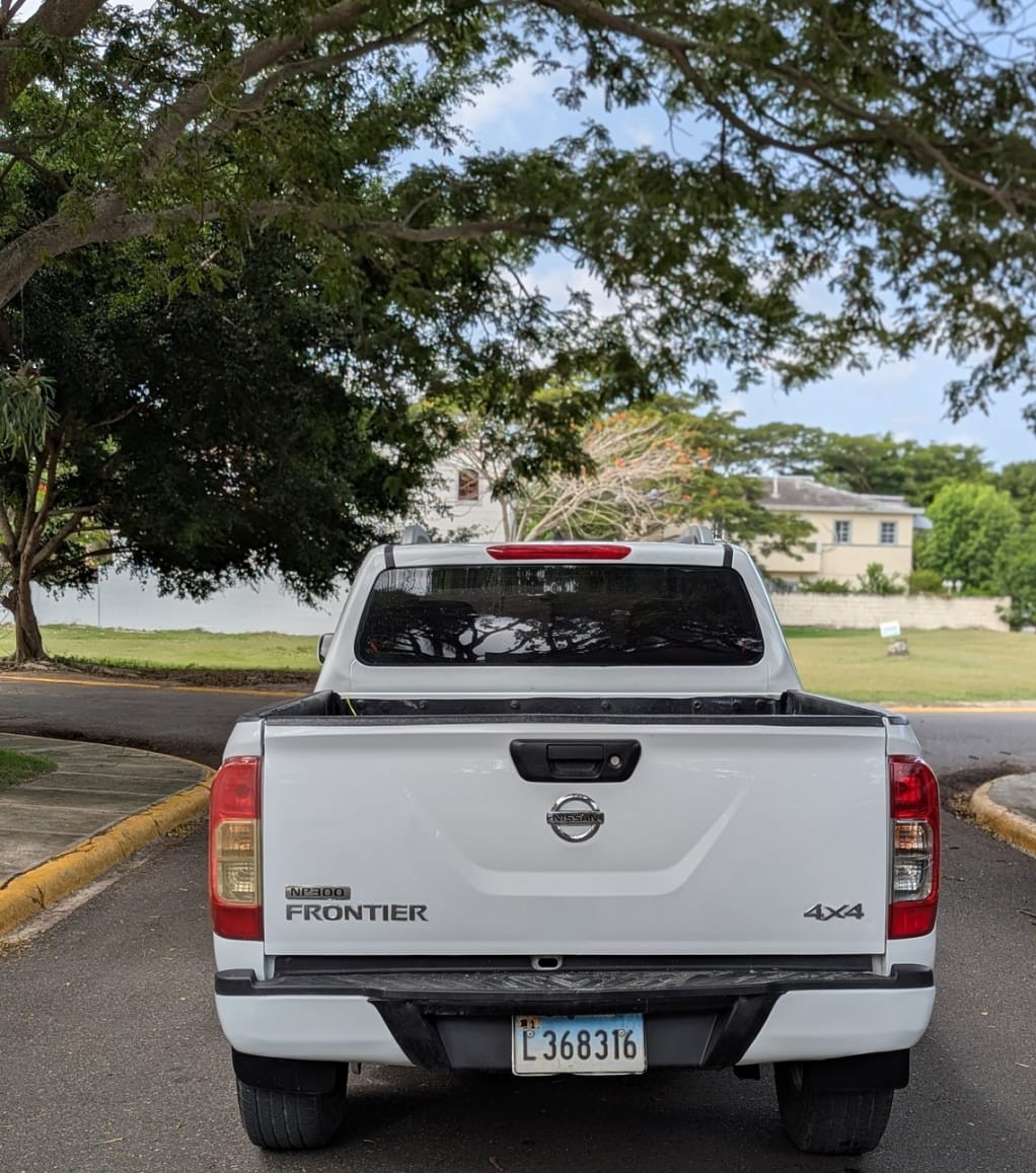 jeepetas y camionetas - Nissan frontier np 300 2018 mecánica  2