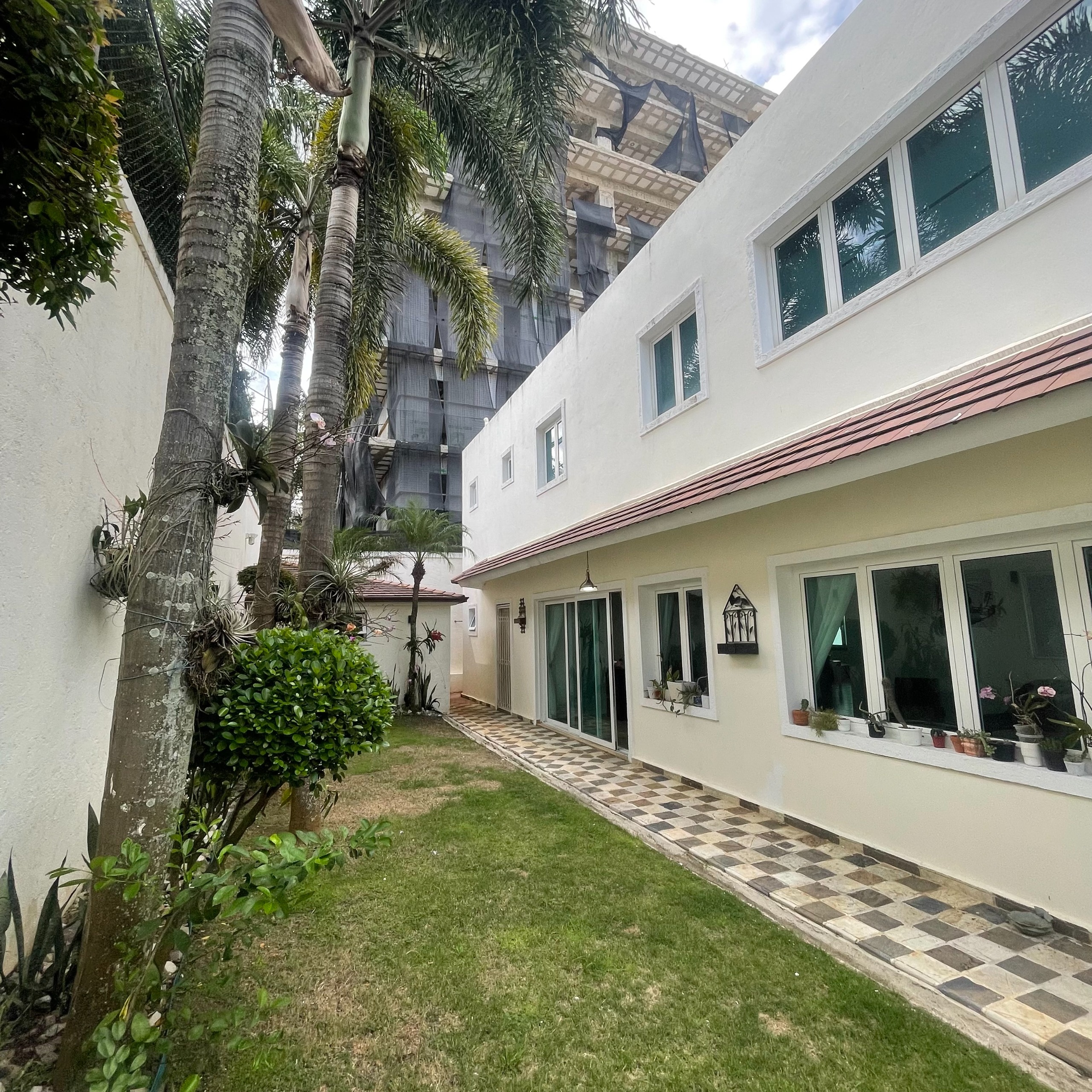 casas - Casa Moderna en los Cerros de Gurabo Tercero
Precio Negociable 7