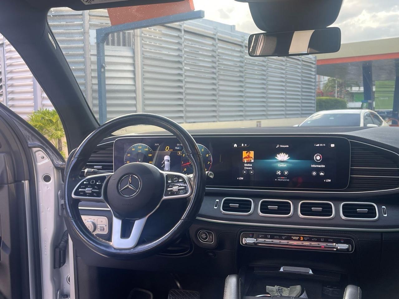 jeepetas y camionetas - vendo mercedes benz GLE 350  3