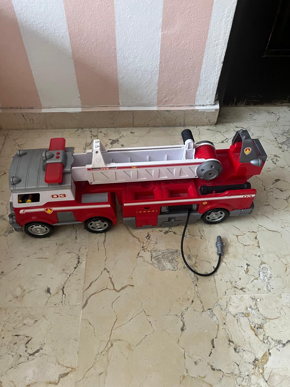 juguetes - Autobus, avion, camion de bombebros,volante, barco 3