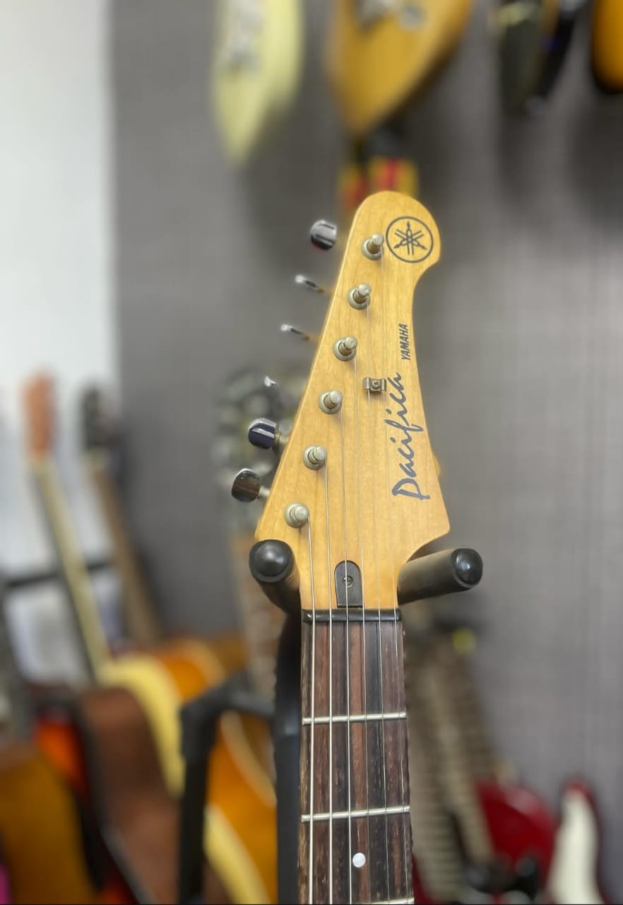 instrumentos musicales - Guitarra electrica Yamaha Pacifica 012 2