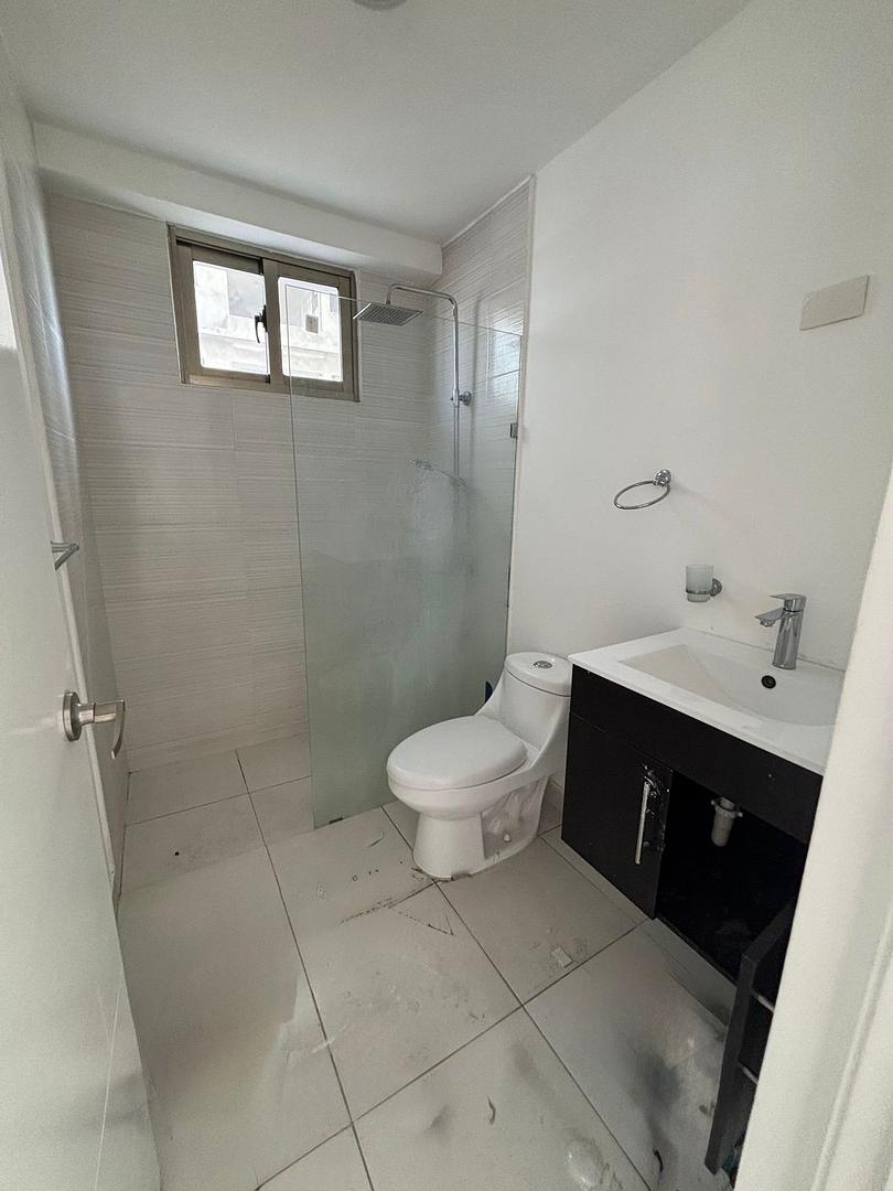 apartamentos - Apartamento en alquiler en Evaristo Morales  4
