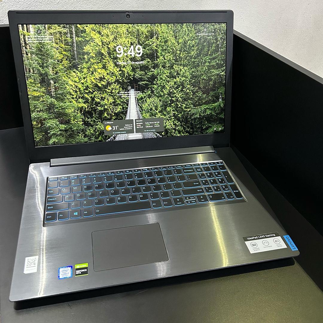 computadoras y laptops - Lenovo Idepad 3 Gaming 17.3”.I7 9na Gen. 1TB de HDD y 128GB de SSD.8GB RAM