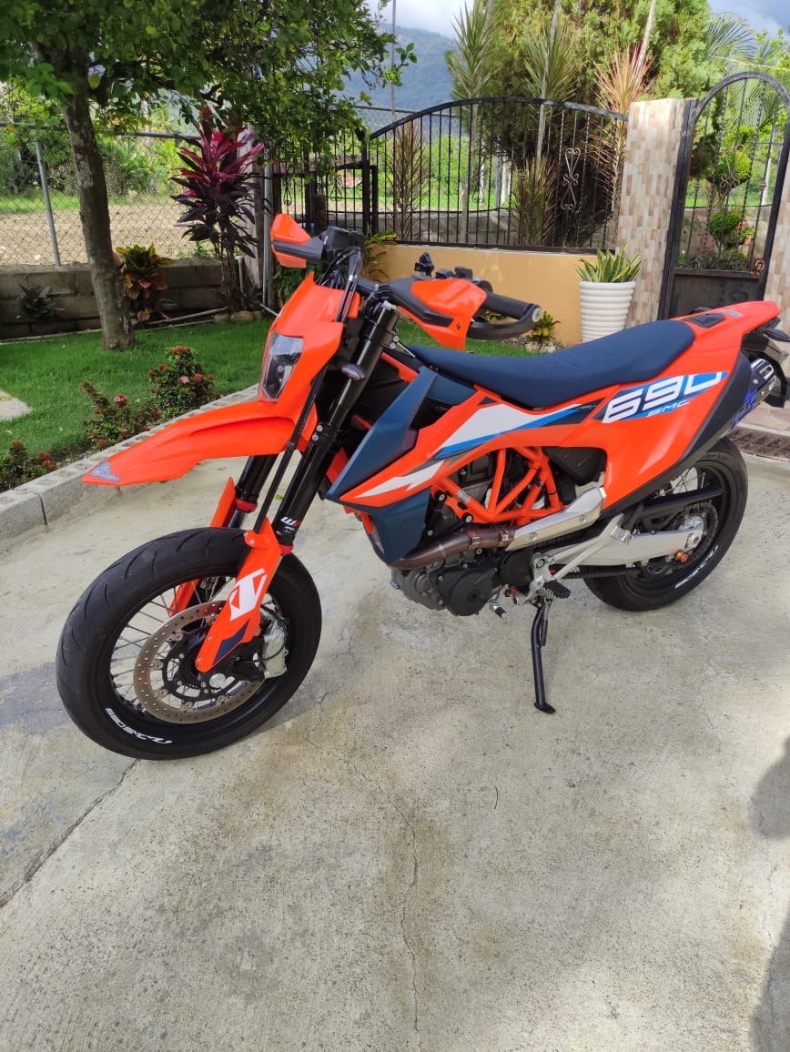 motores y pasolas - KTM 690 SMCR
