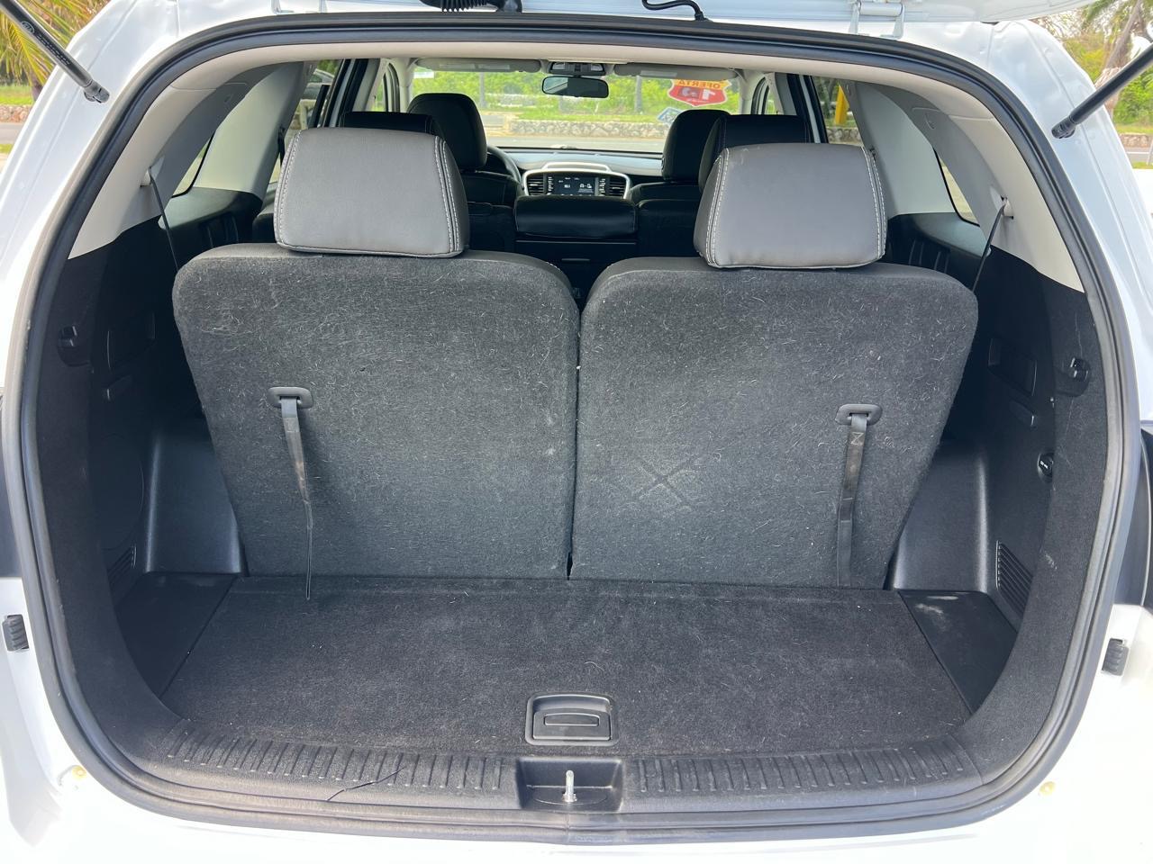 jeepetas y camionetas - Kia sorento LX 2019 clean carfax  8