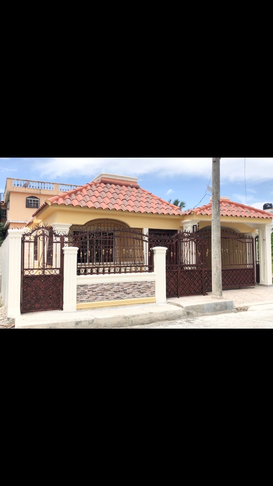apartamentos - venta de casa en la autopista de san isidro brisa oriental santo domingos este 