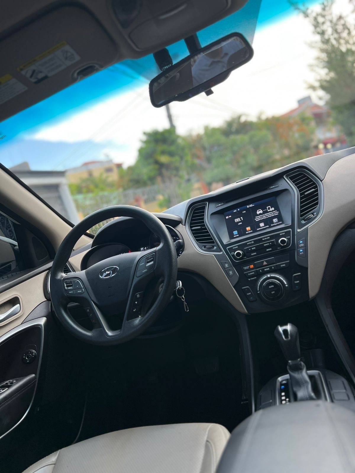jeepetas y camionetas - Hyundai Santa Fe Sport AWD 3