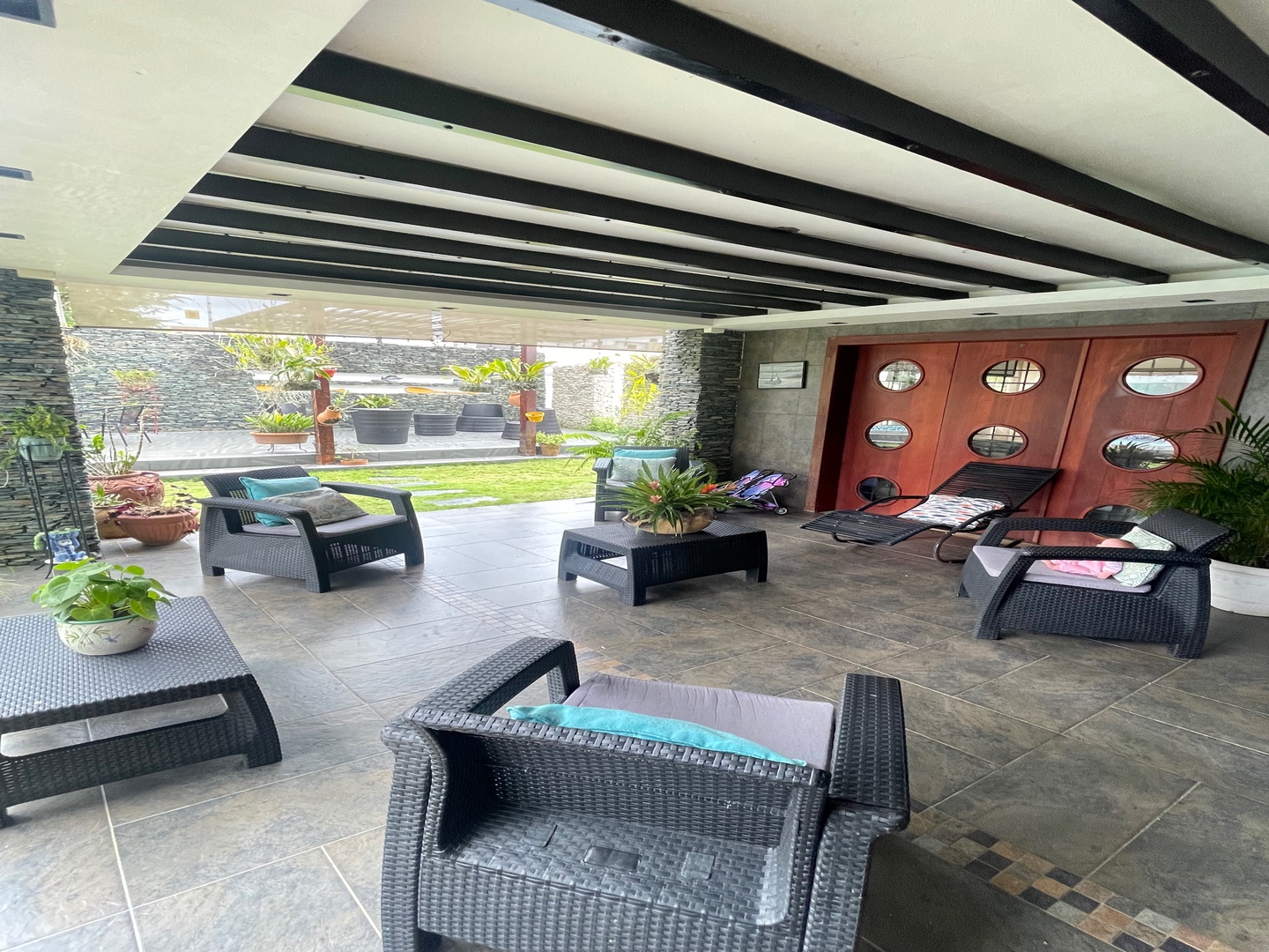 casas - SE VENDE CASA CERCA A LA EMBAJADA AMERICANA 5