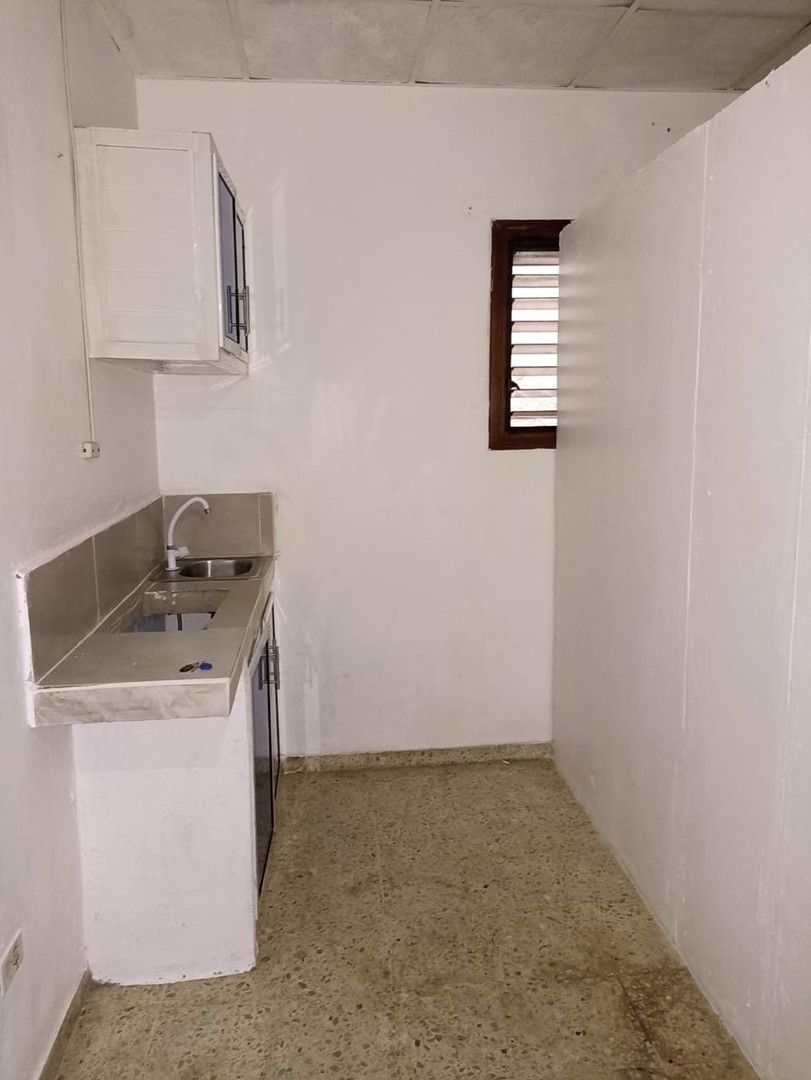 apartamentos - Alquiler Apartamento Estudio Sin Amueblar, Av Delgado, Gazcue, Santo Domingo 1
